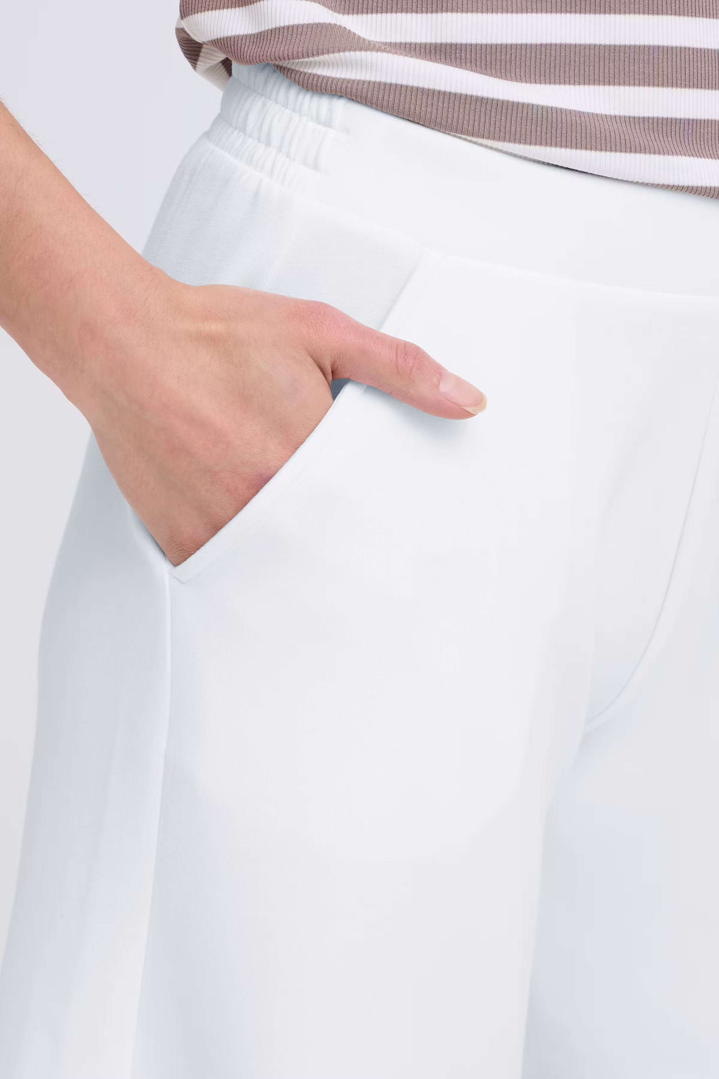 FRAURORA Shorts LOOKBOOK DETAIL 20617670-110701
