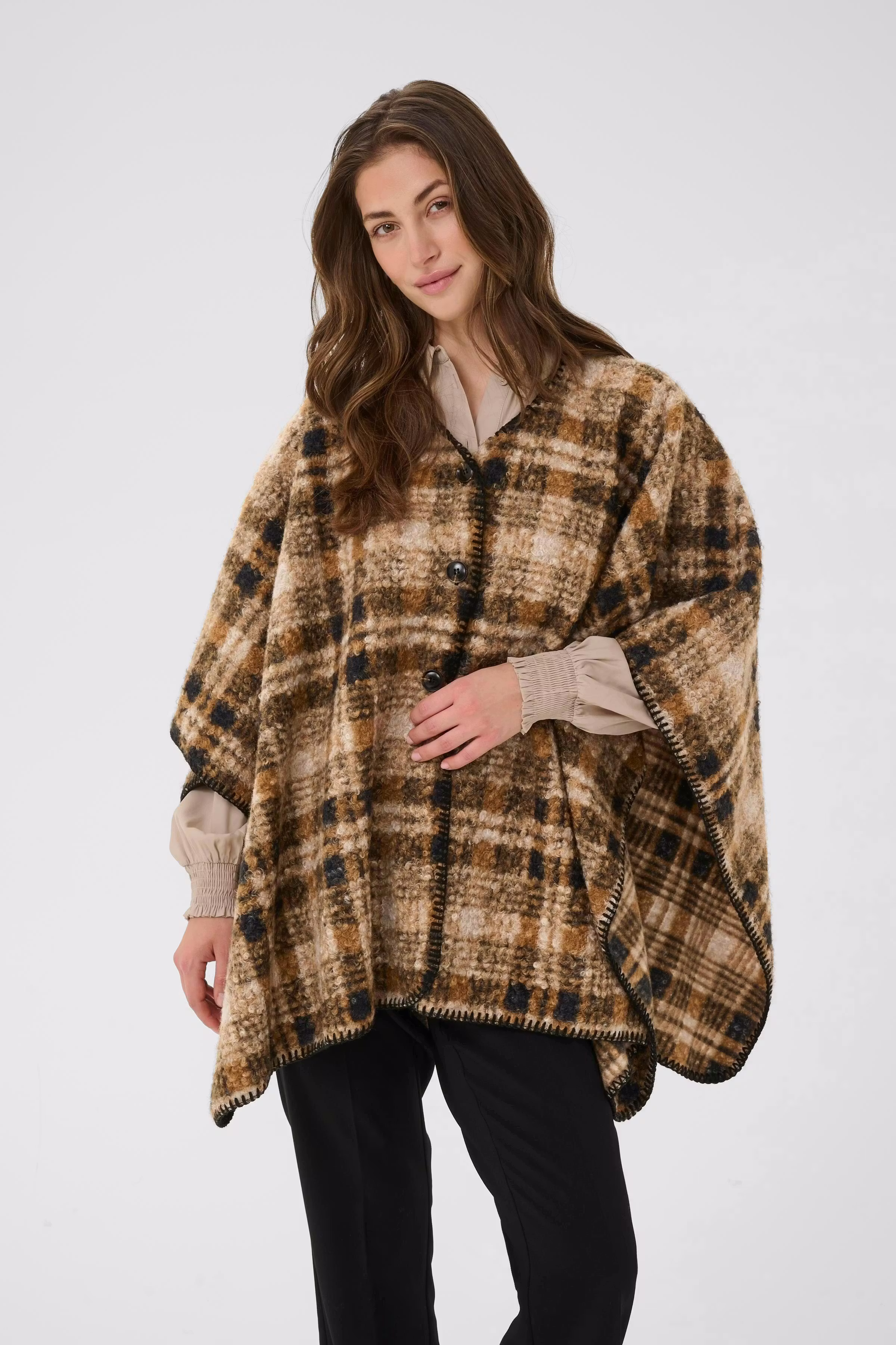 CROms Cape LOOKBOOK FRONT 10614518-108630