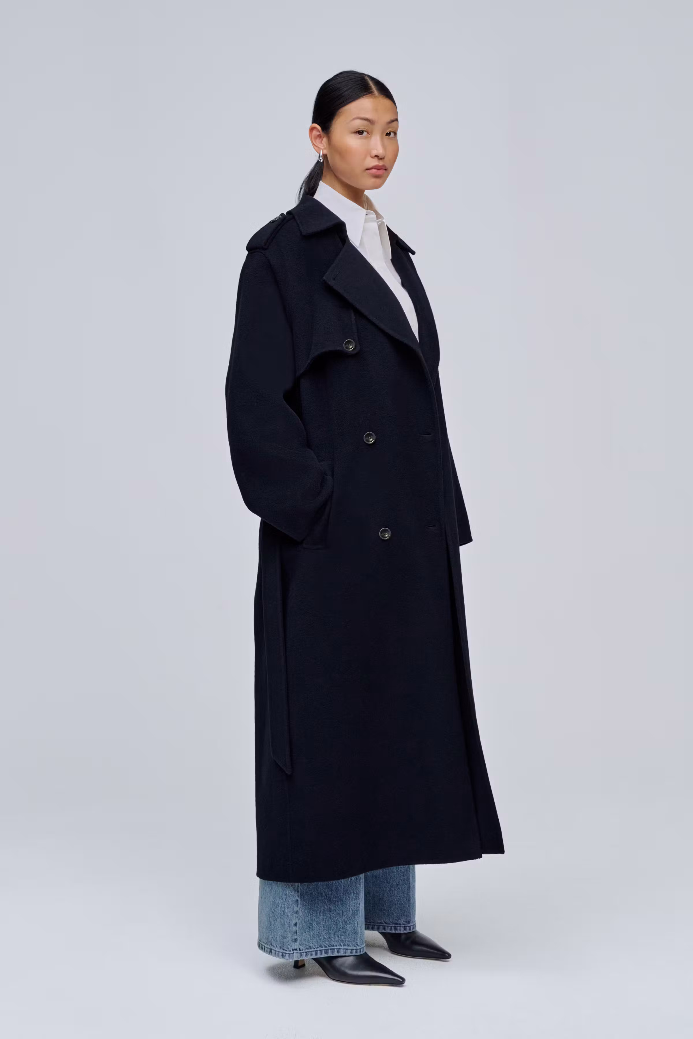 IOCamerona Coat LOOKBOOK FRONT 30600087-BL900