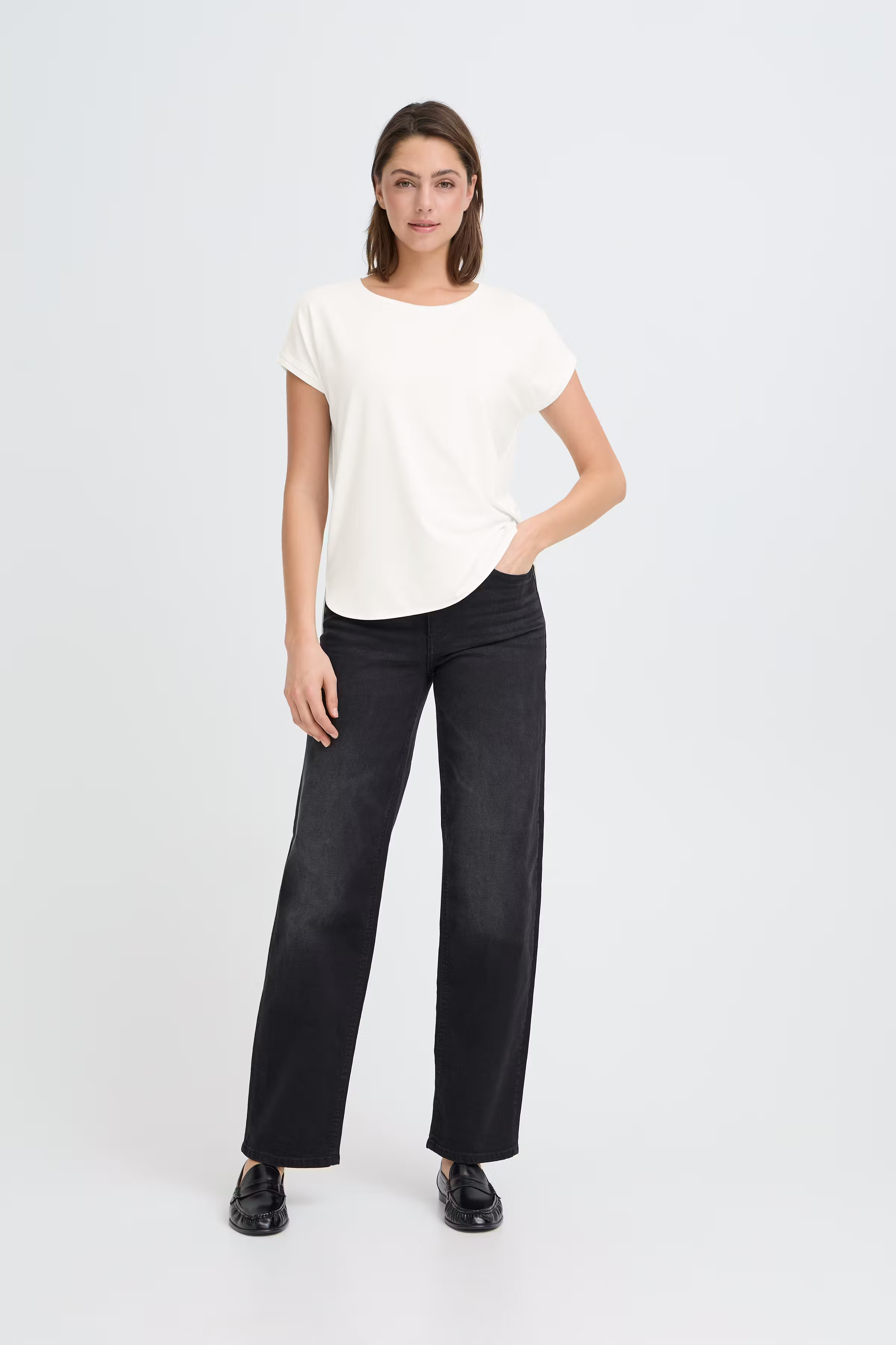 IHREBELLY T-shirt LOOKBOOK FRONT 20125199-114201