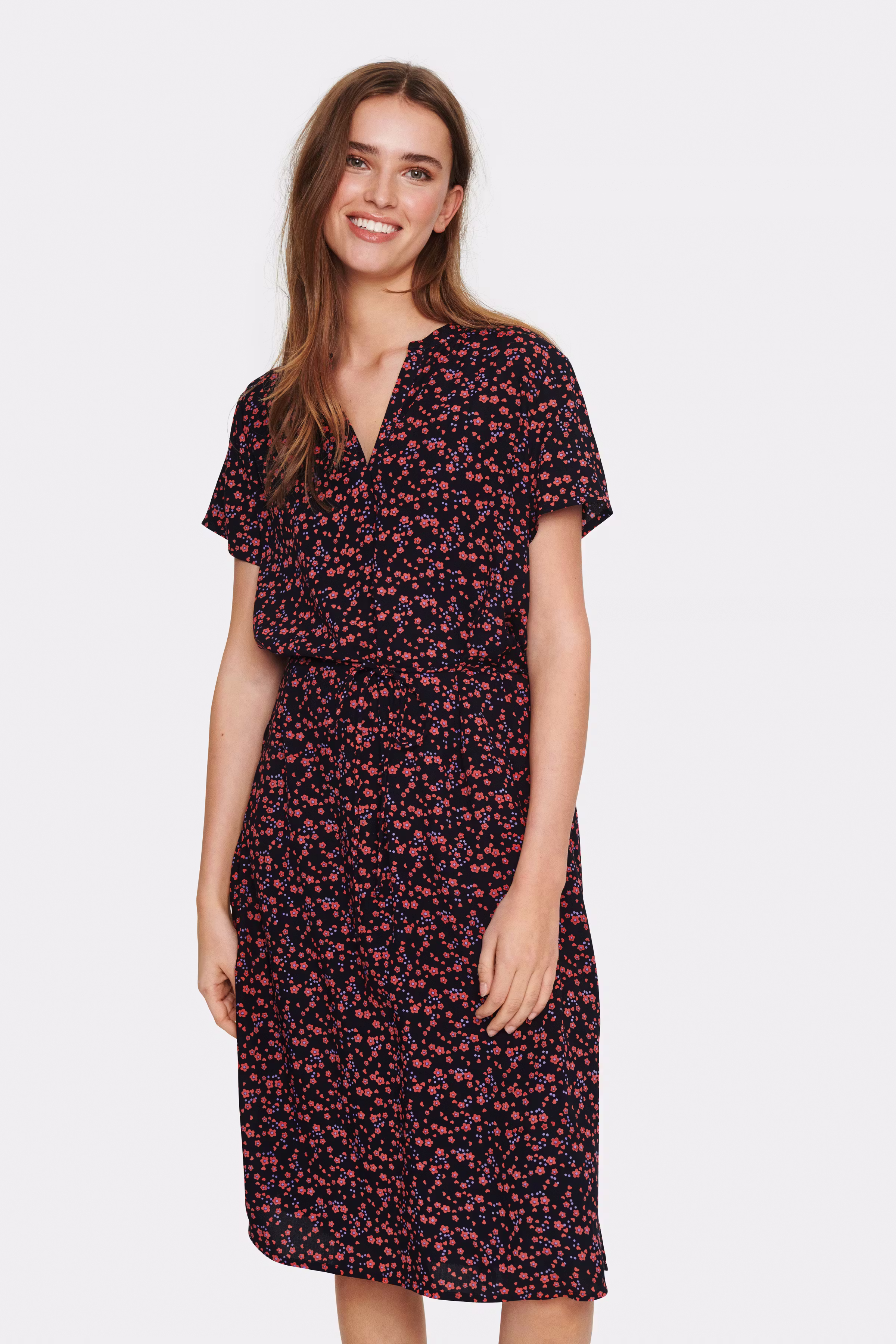 TateSZ Kjole LOOKBOOK FRONT 30512527-302036