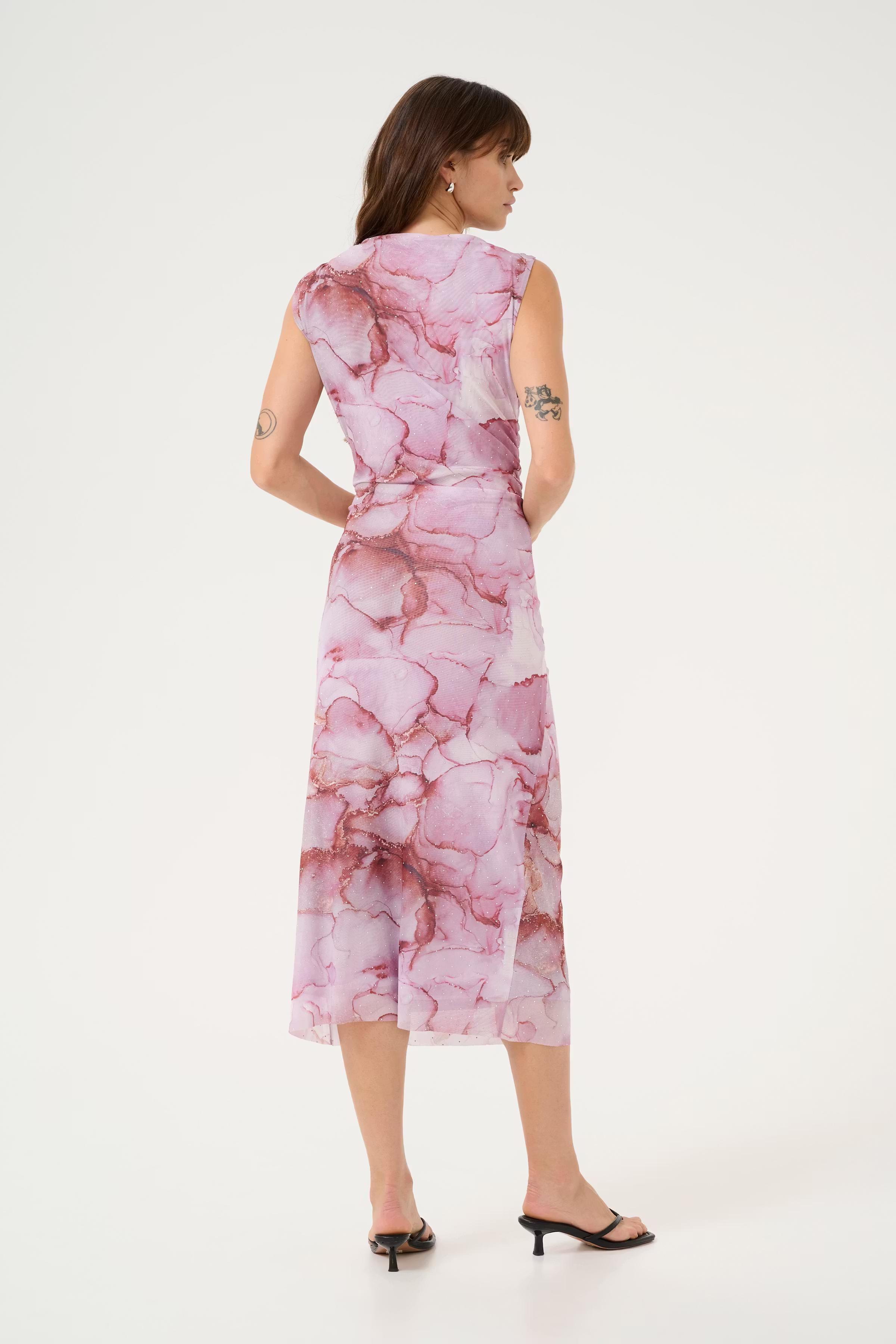 CUwiana Kleid mit Strasssteinen LOOKBOOK BACK 50112084-108018