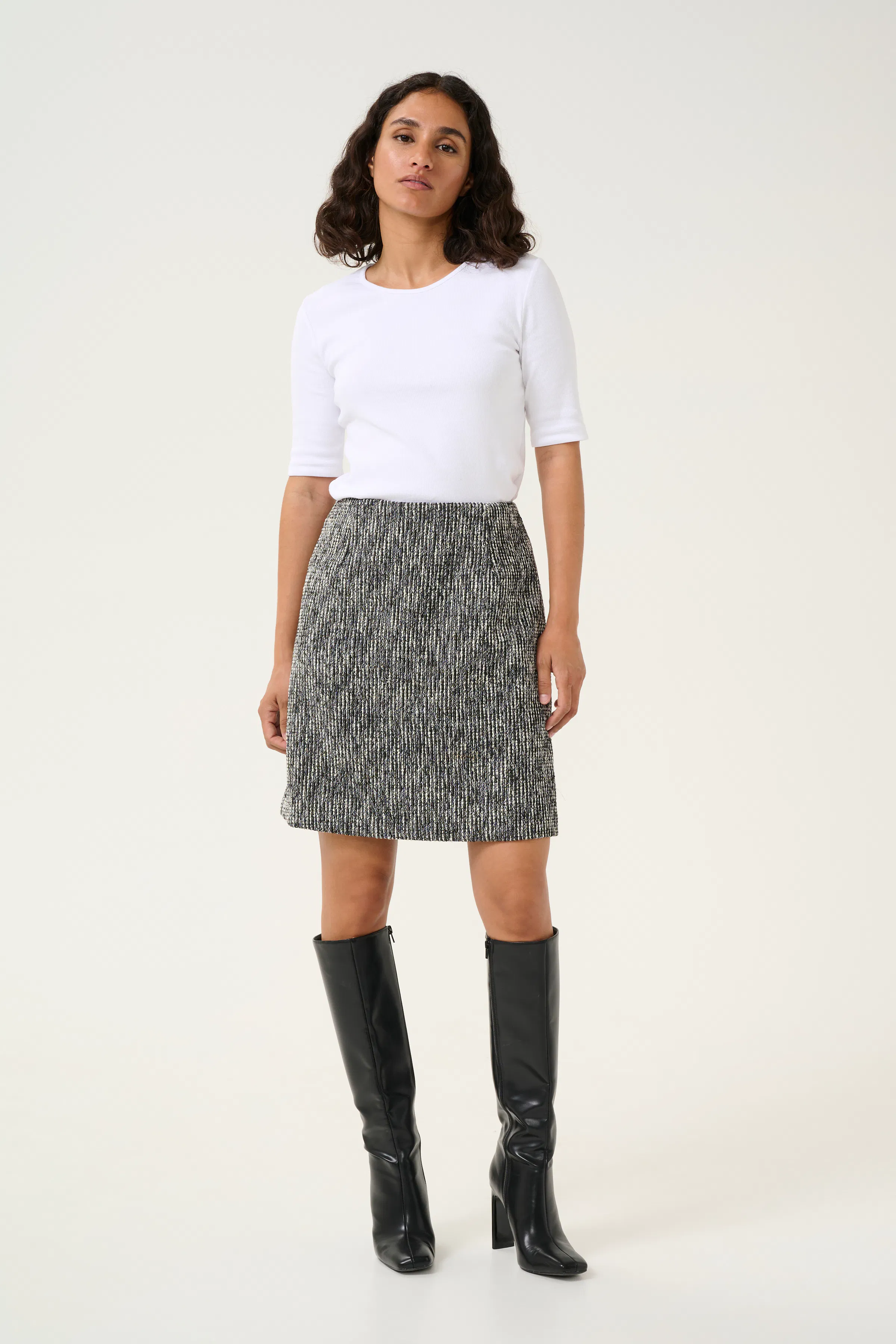 KAminella Skjørt LOOKBOOK FRONT 10509516-106976