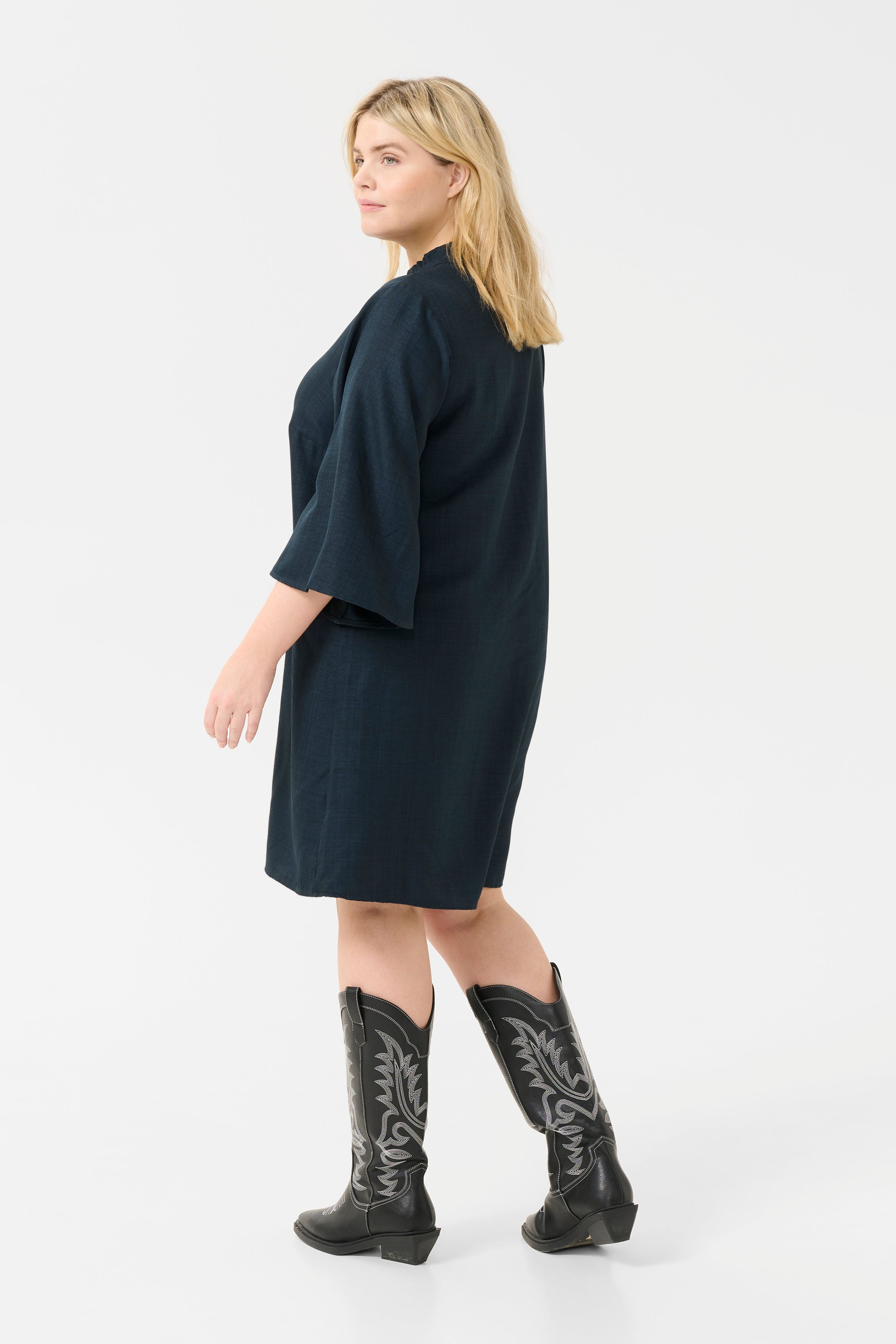 KCellinor Tunic LOOKBOOK BACK 10583394-107974