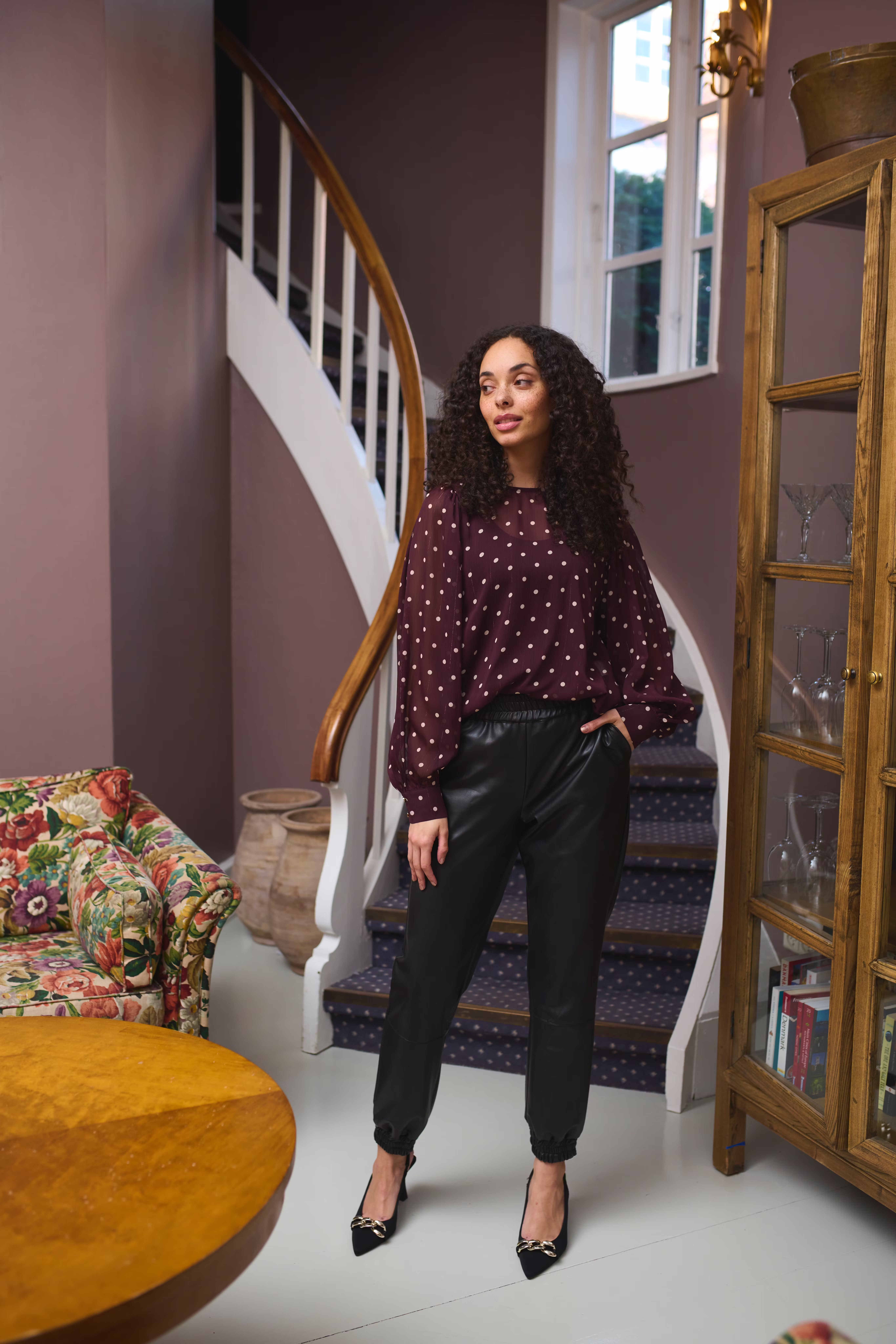 KAsimi Blouse LOCATION NONE 10505705-103589