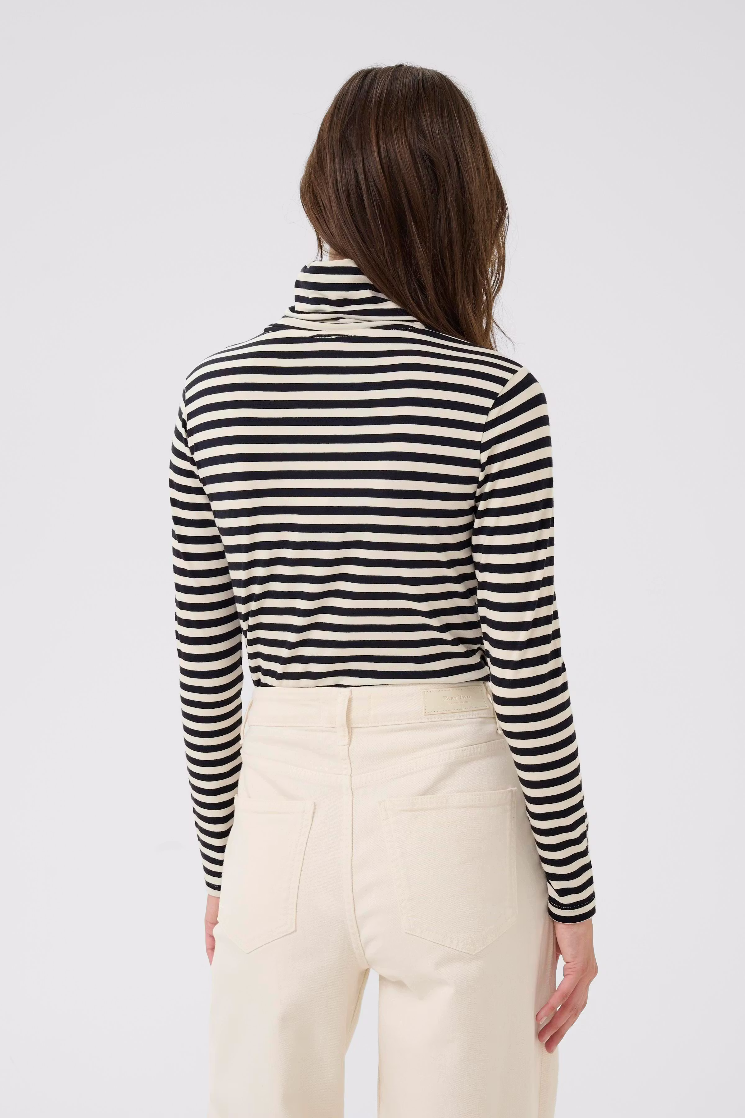 EfinasPW T-shirt LOOKBOOK BACK 30309923-304268