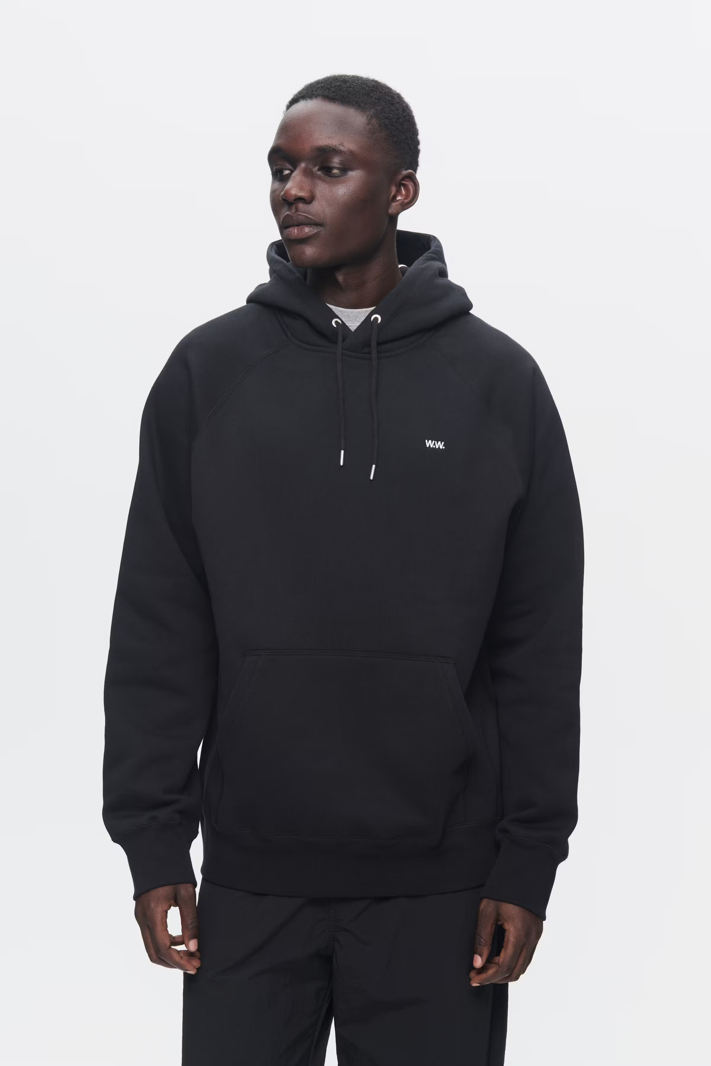 WWEssential Fred Sweatshirt LOOKBOOK FRONT 30250243-W9999
