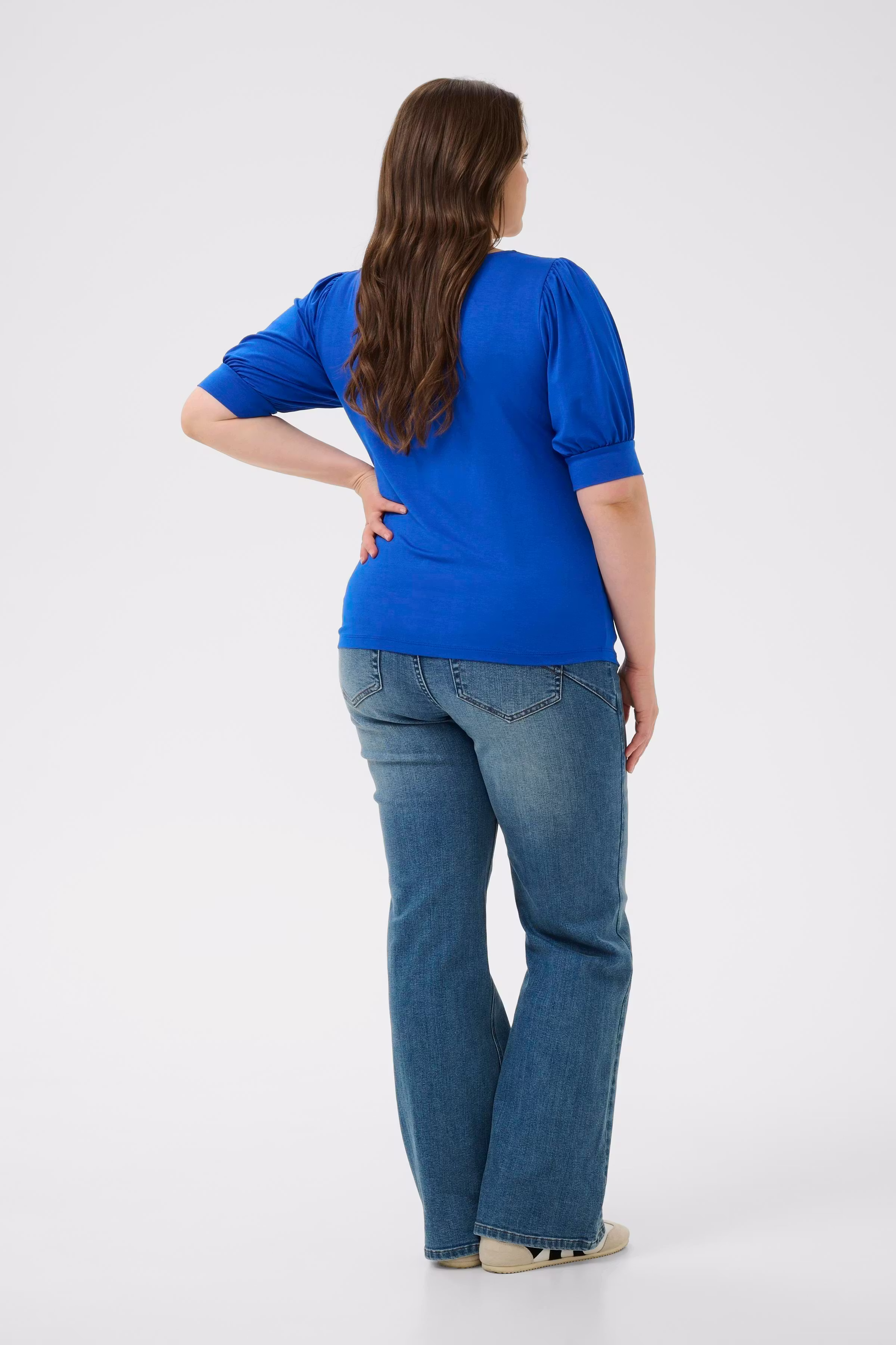 KCsissy T-Shirt LOOKBOOK BACK 10581401-193952