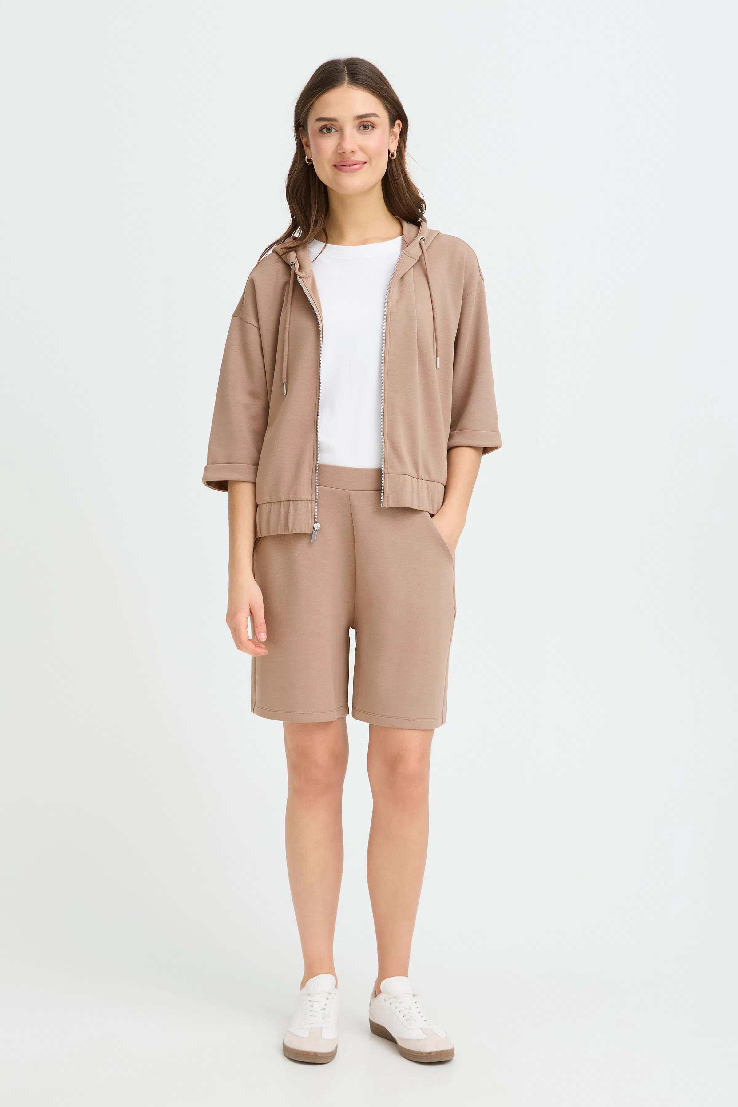 FRAURORA Sweatshirt LOOKBOOK FRONT 20617574-170807