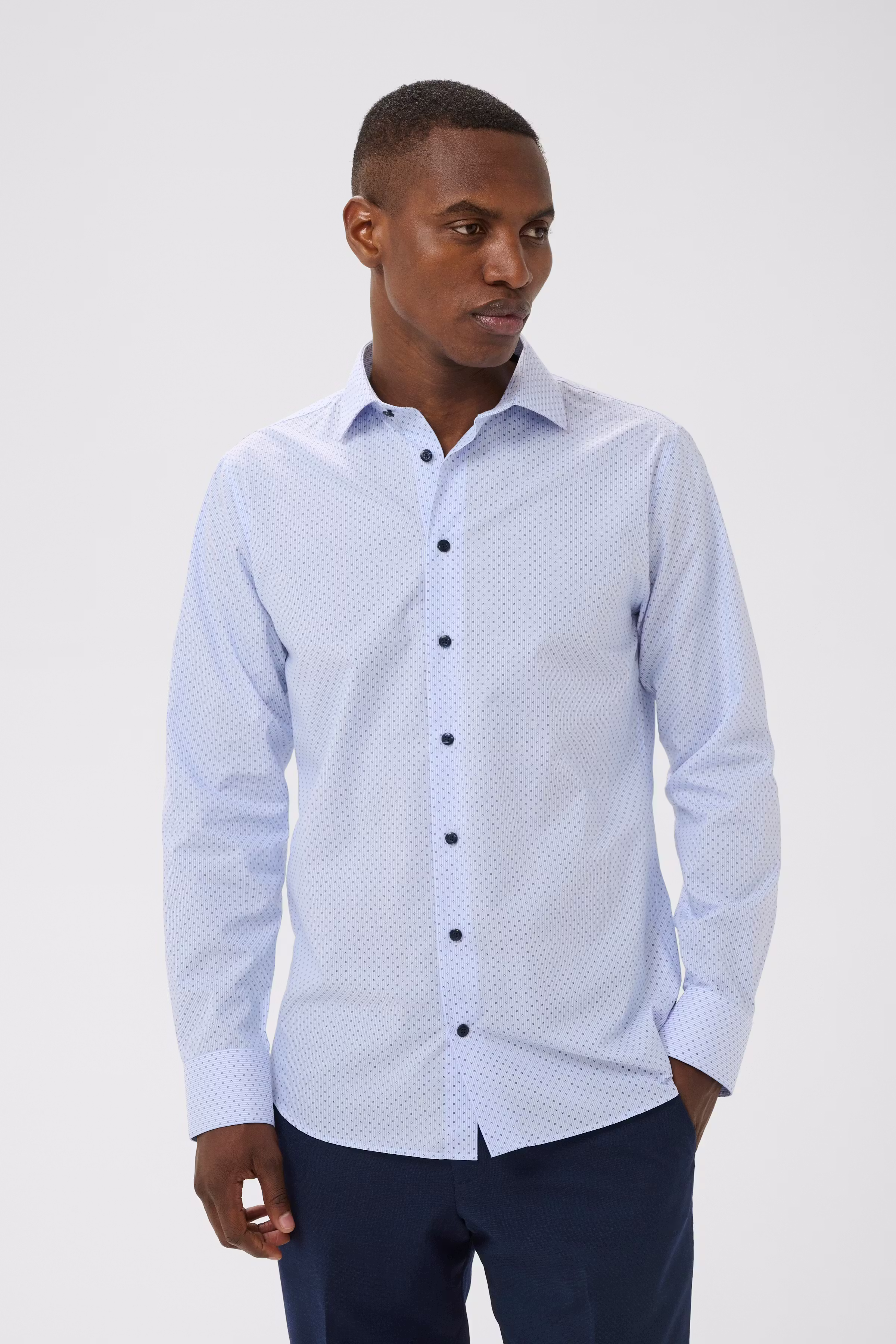 MAmarc Shirt LOOKBOOK FRONT 30208893-154030