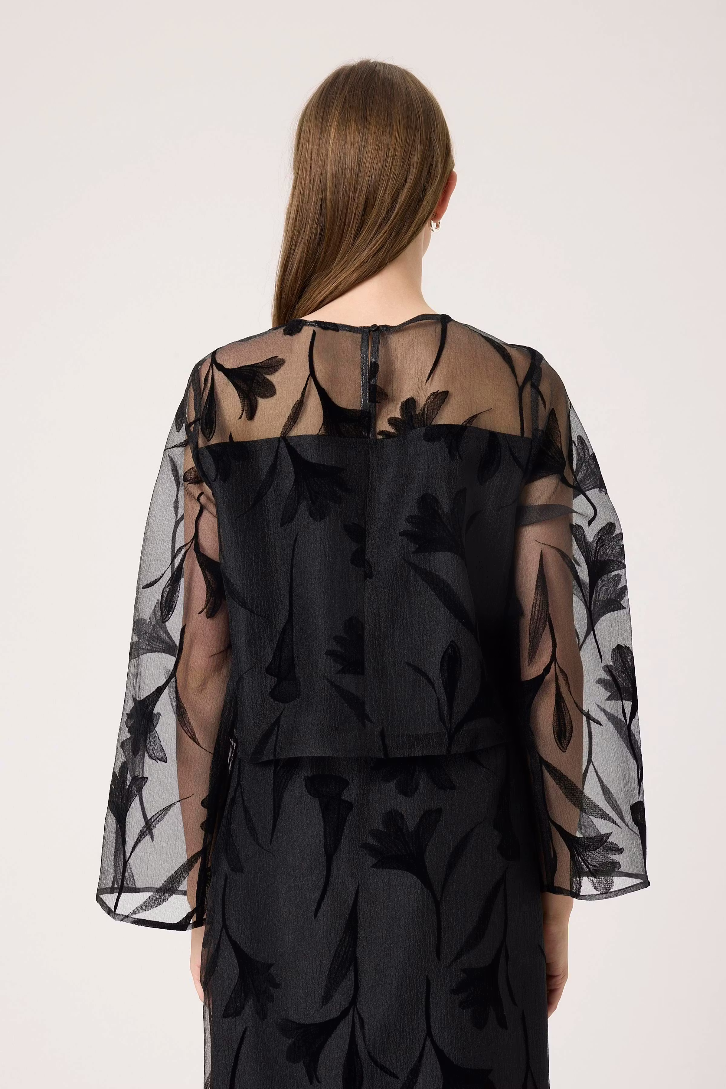 SLPhilomena Blouse LOOKBOOK BACK 30408734-194008