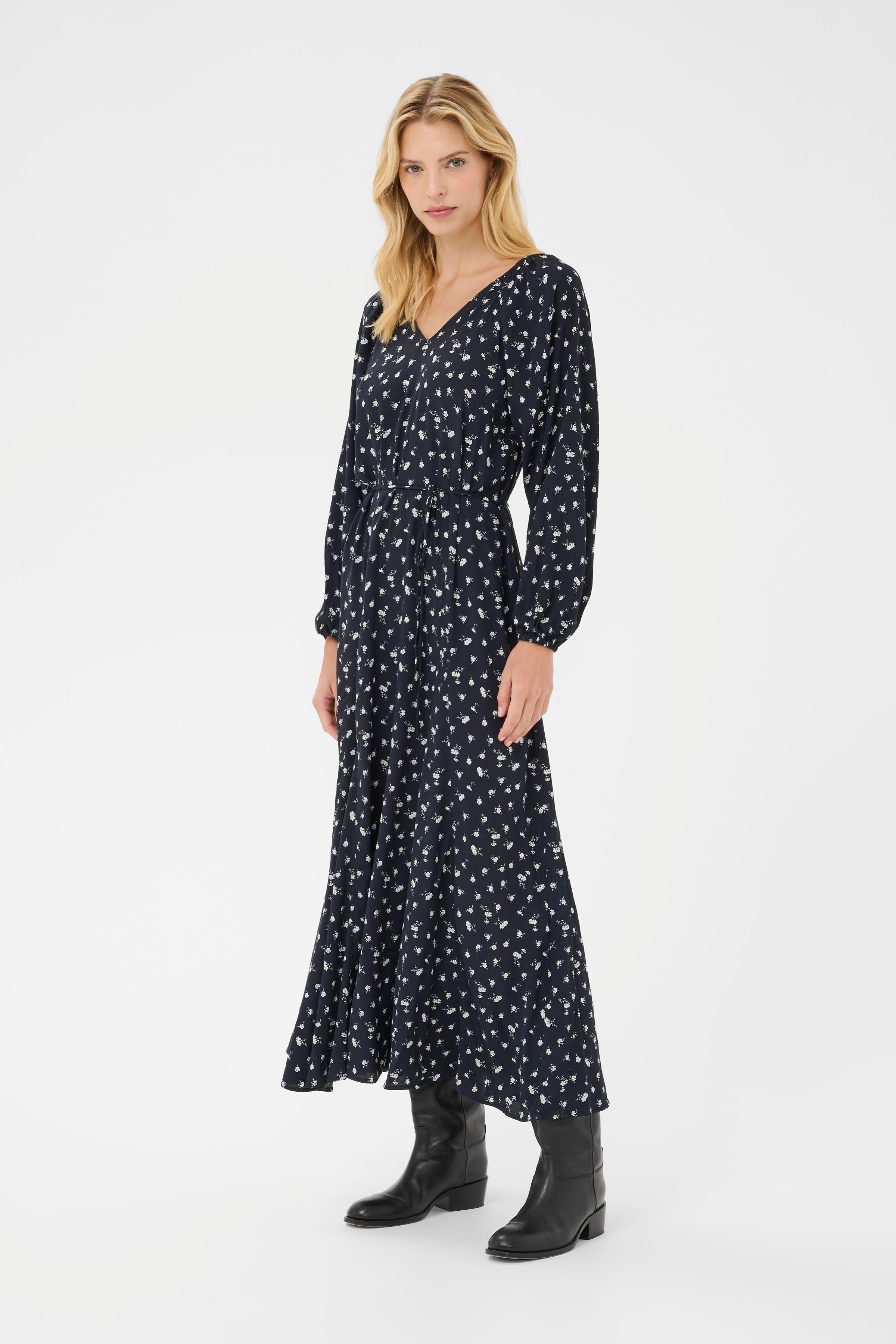 RosalinePW Kleid LOOKBOOK FRONT 30310621-305016