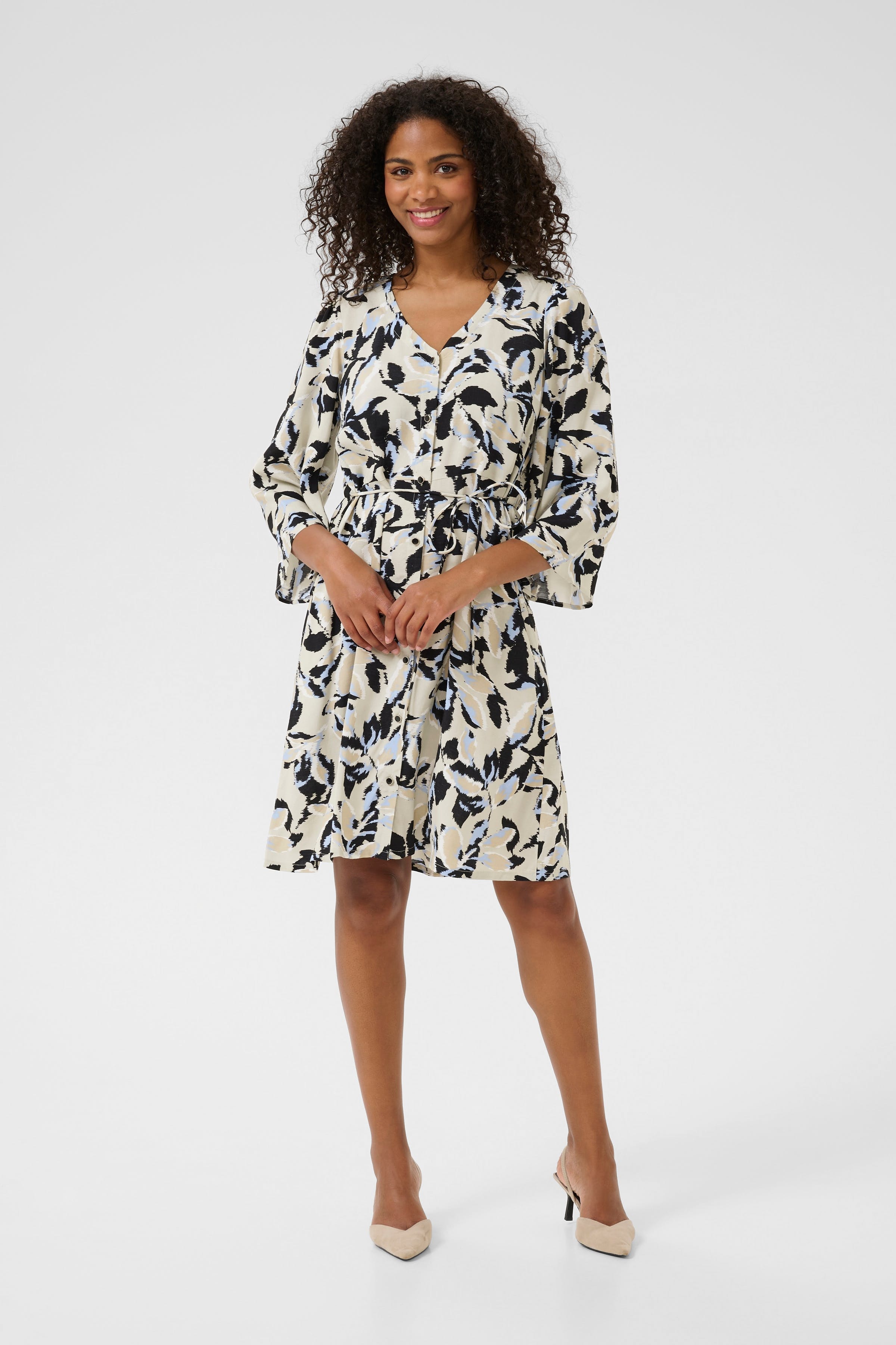 KApedra Dress LOOKBOOK FRONT 10509622-107743