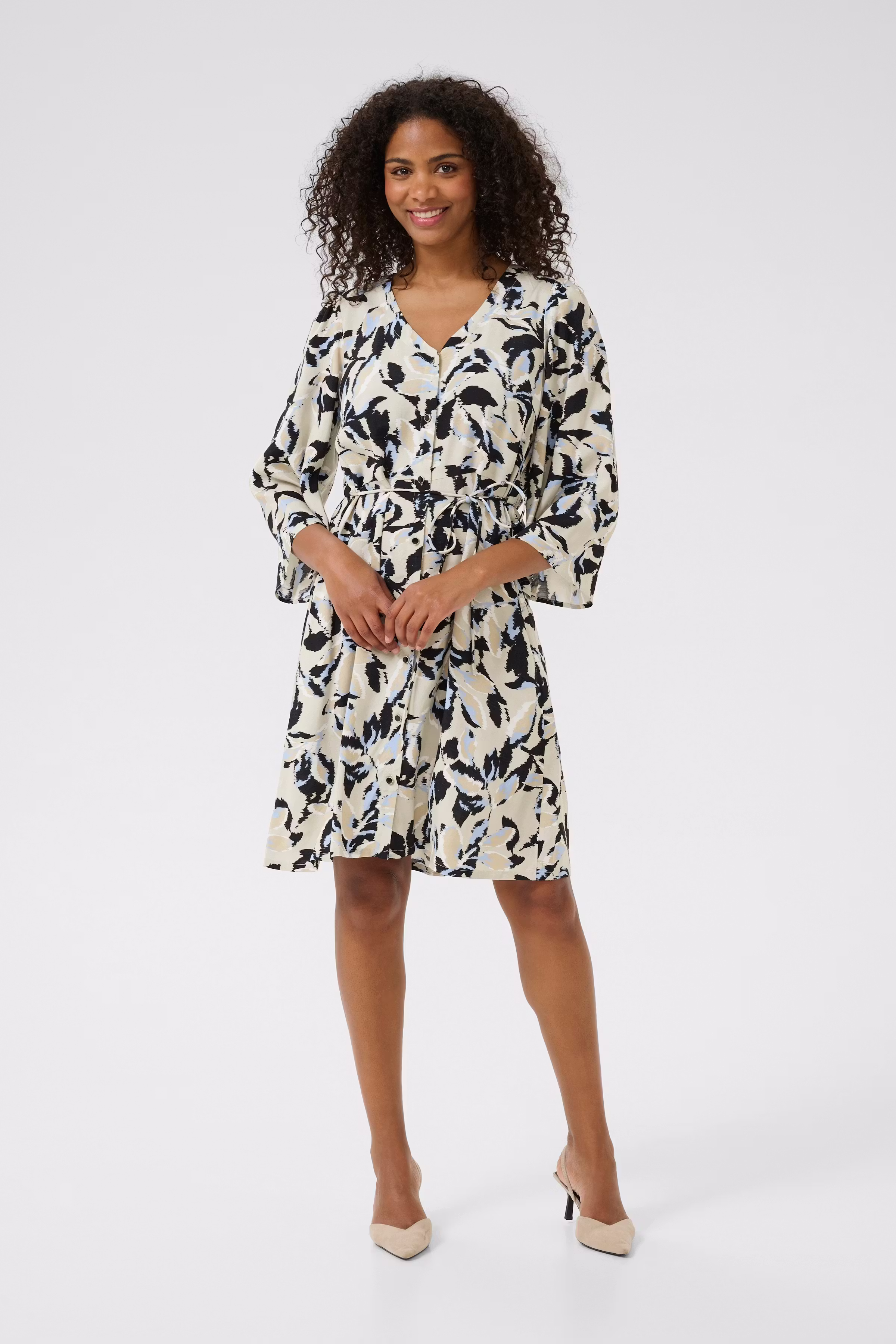 KApedra Dress LOOKBOOK FRONT 10509622-107743