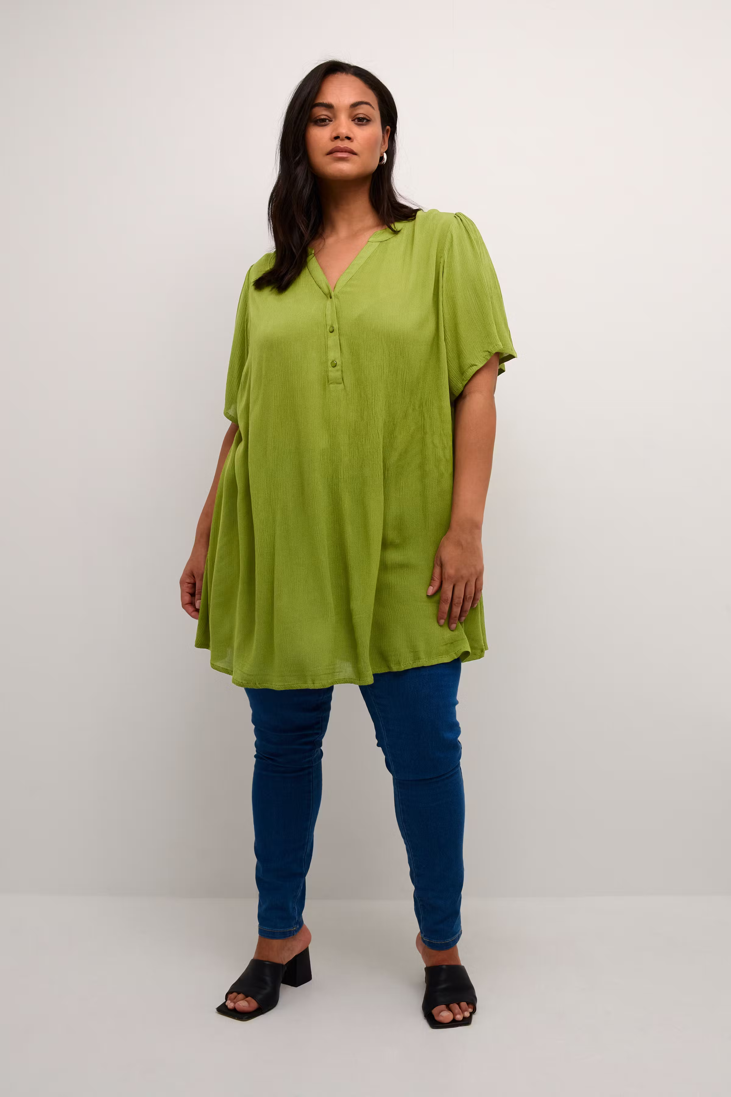 KCami Tunika LOOKBOOK FRONT 10580341-180435