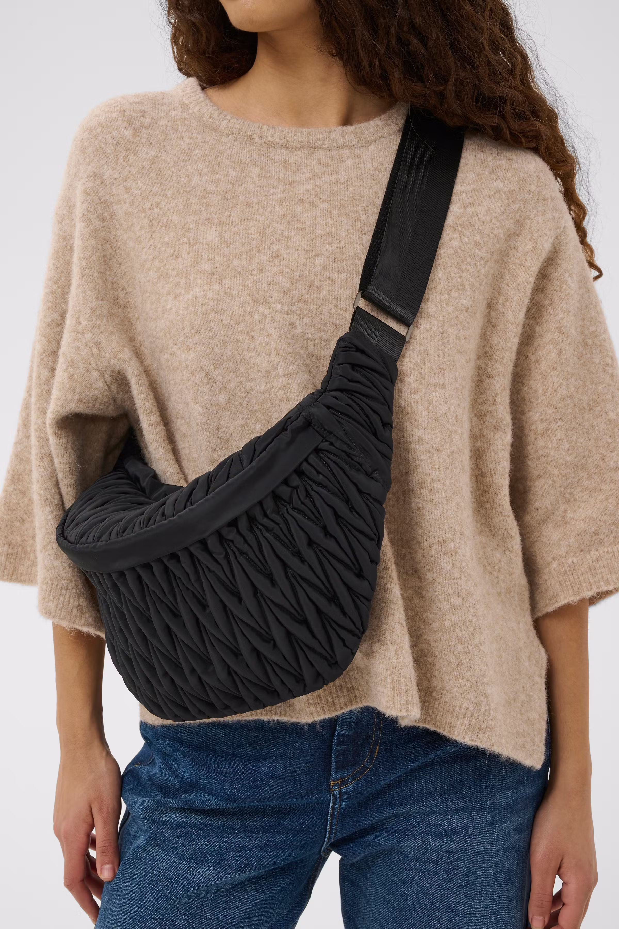 SAMYIW BUMBAG LOOKBOOK DETAIL 30112468-194008