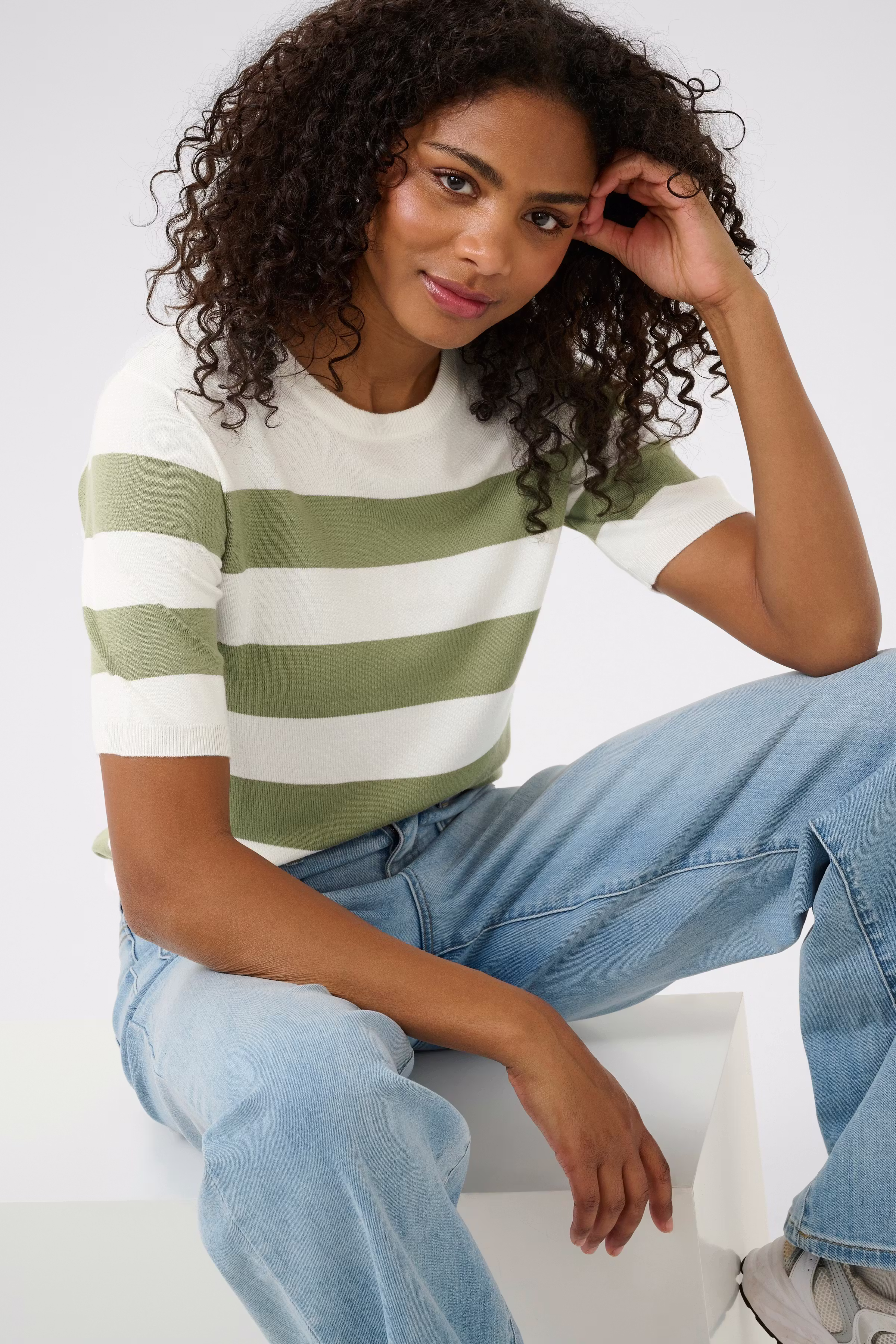 KAlizza Pullover LOOKBOOK DETAIL 10508410-108106