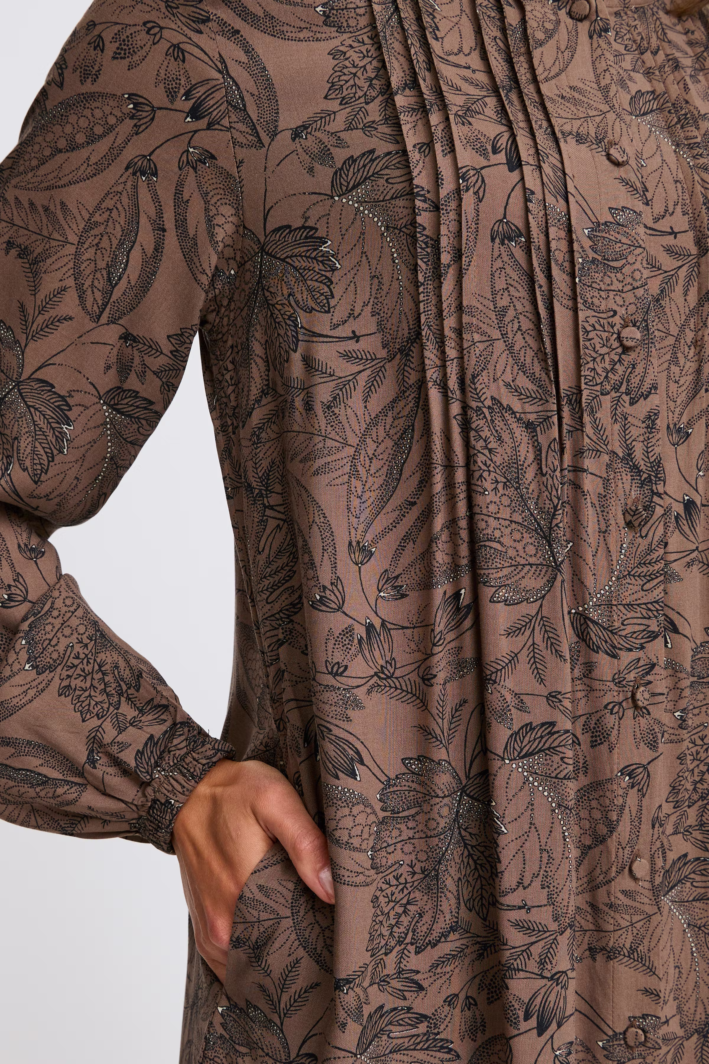 FRKIKI Kjole LOOKBOOK DETAIL 20614525-204298