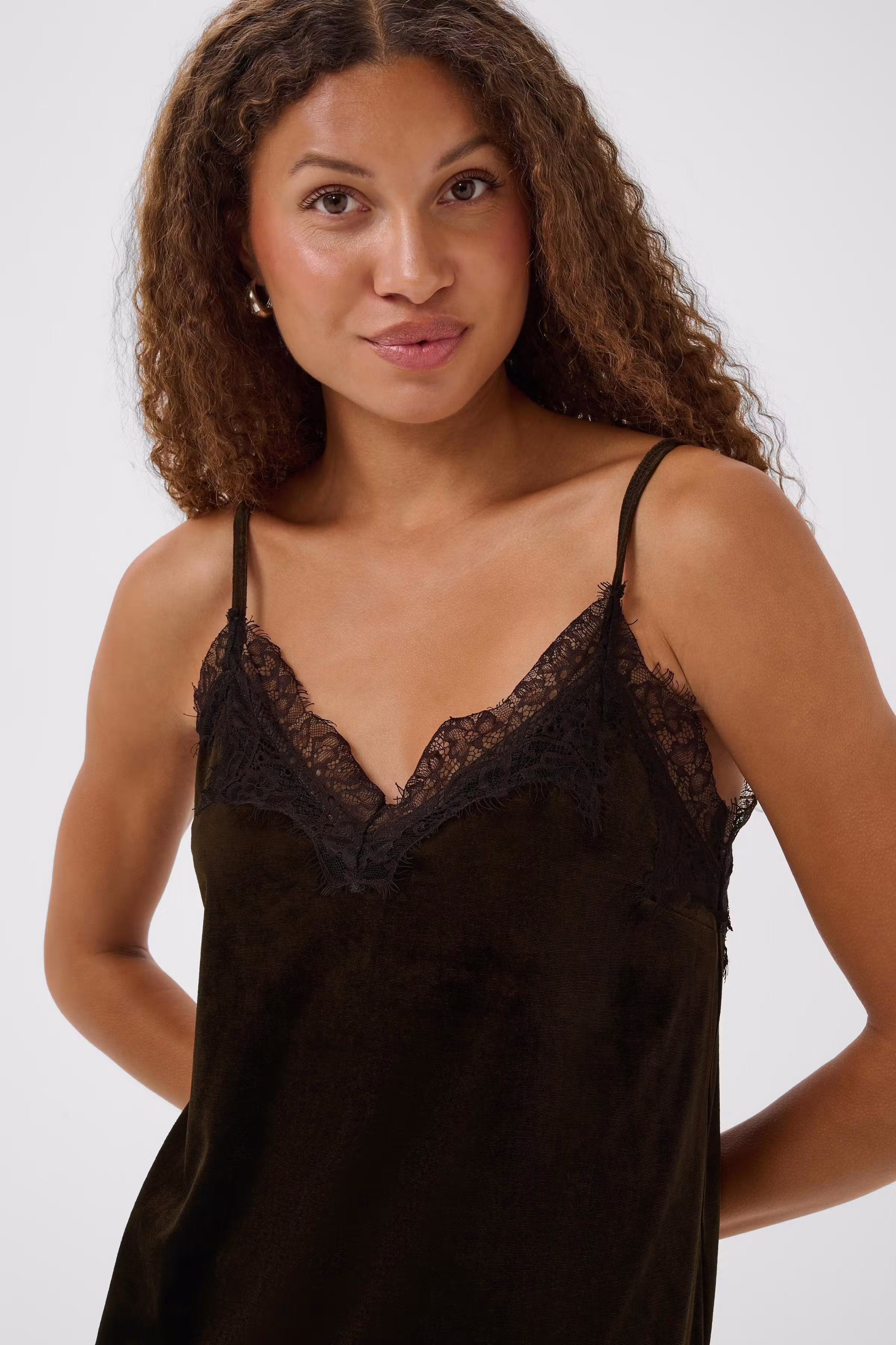 SvegaSZ Dress LOOKBOOK DETAIL 30515704-191419