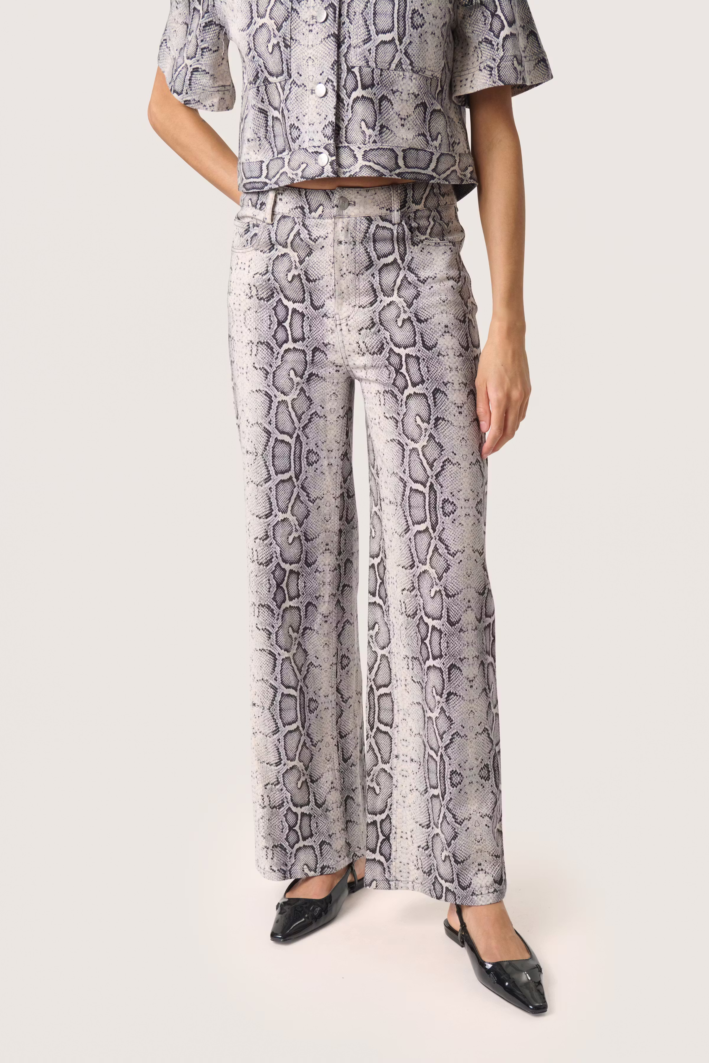 SLSandja Jeans LOOKBOOK FRONT 30408332-303725