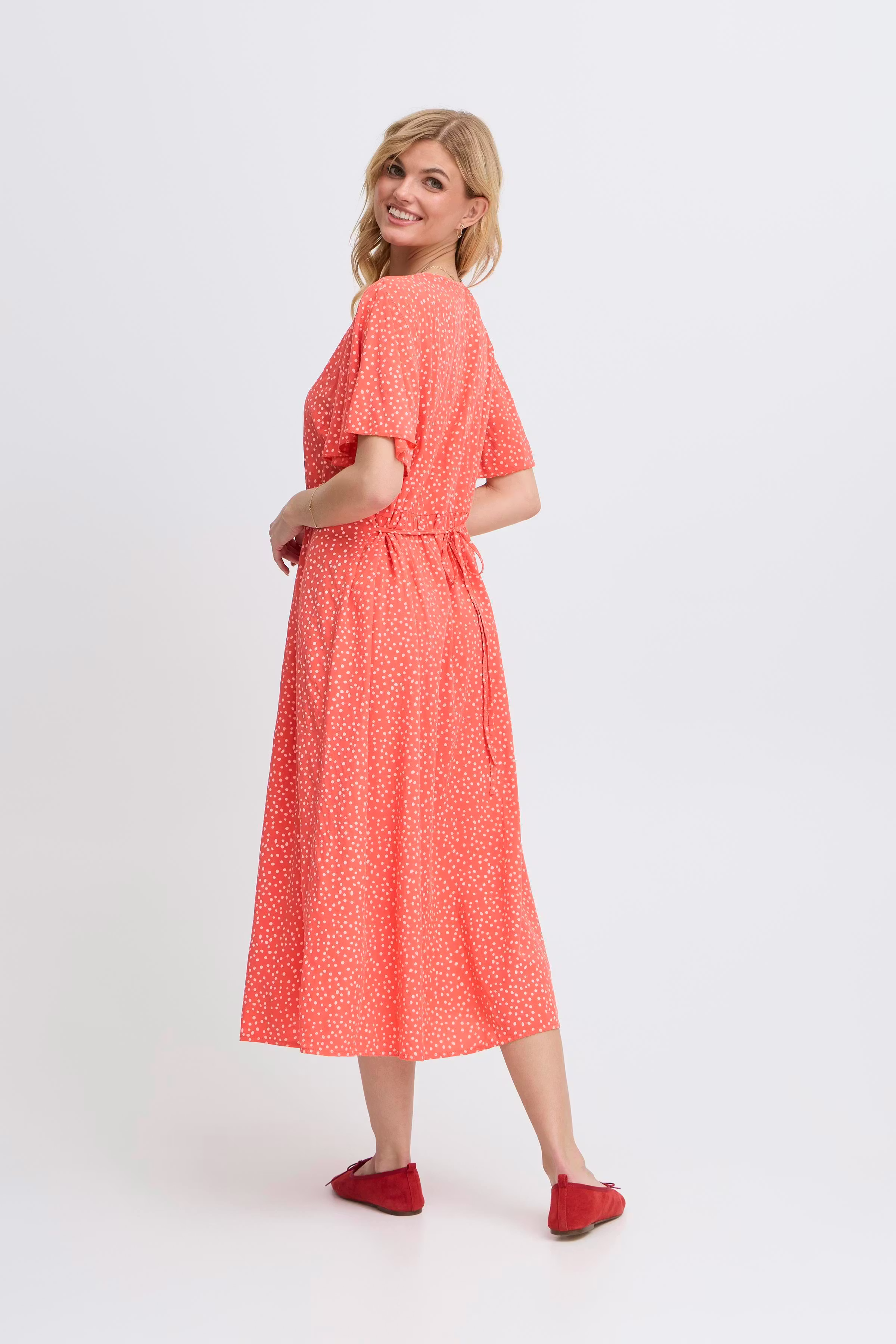 SBGOA Kjole LOOKBOOK BACK 22101025-181762