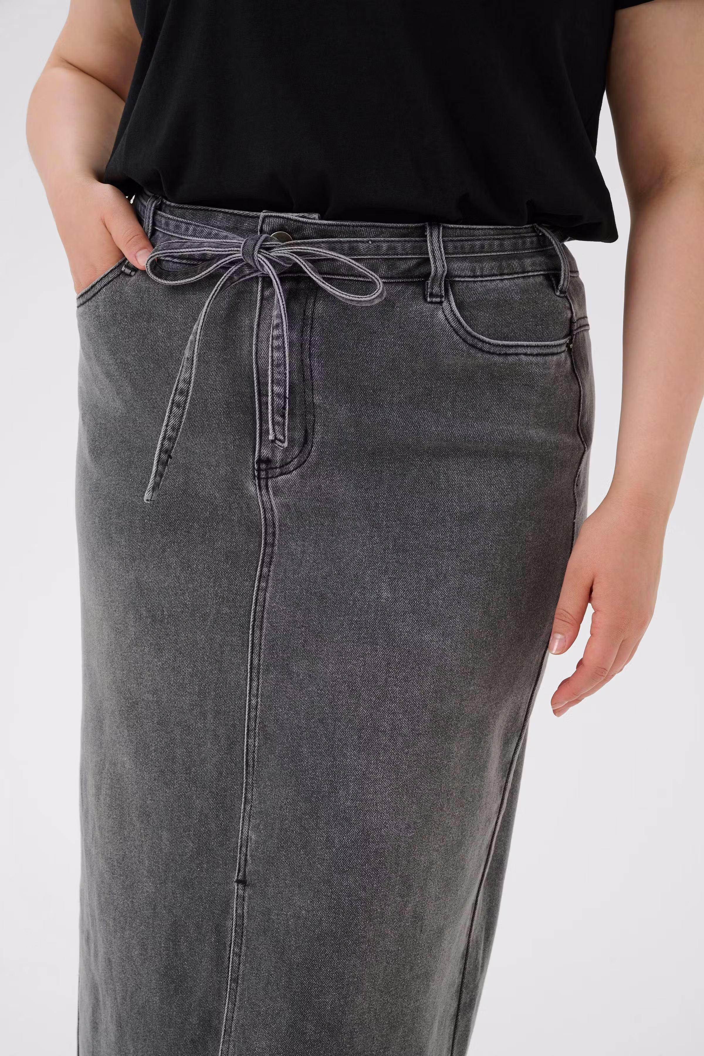KCally Denim Skirt LOOKBOOK DETAIL 10583604-103162