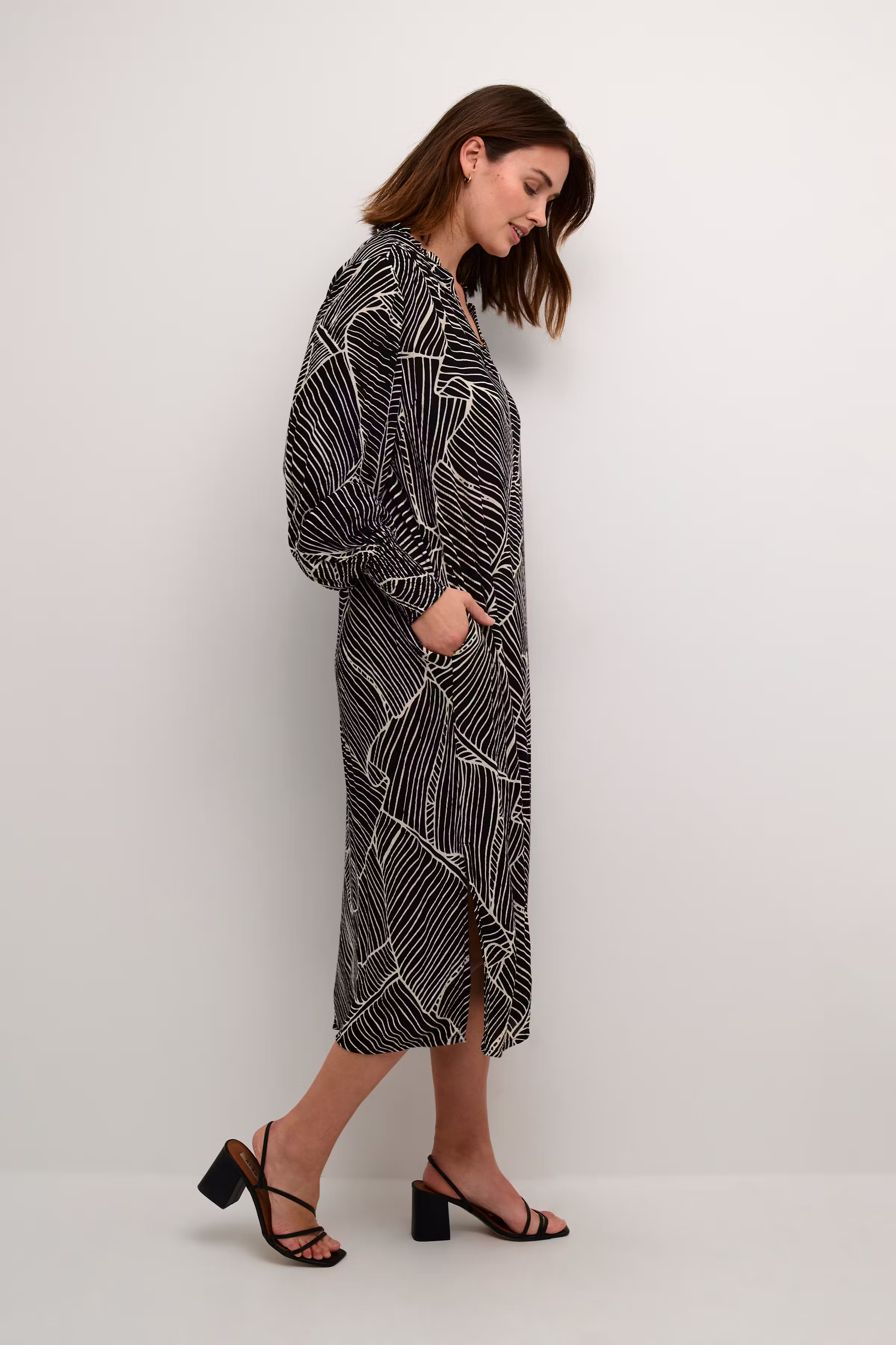 KAgenette Kjole LOOKBOOK FRONT 10508935-106205