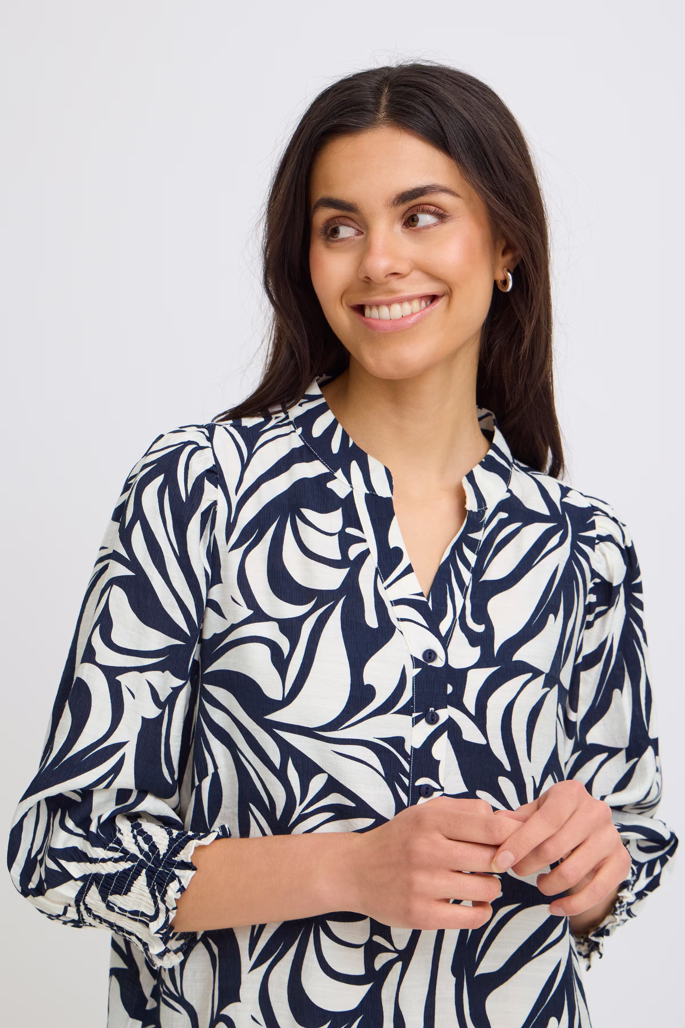 FRARIANA Blouse LOOKBOOK DETAIL 20618119-900010587