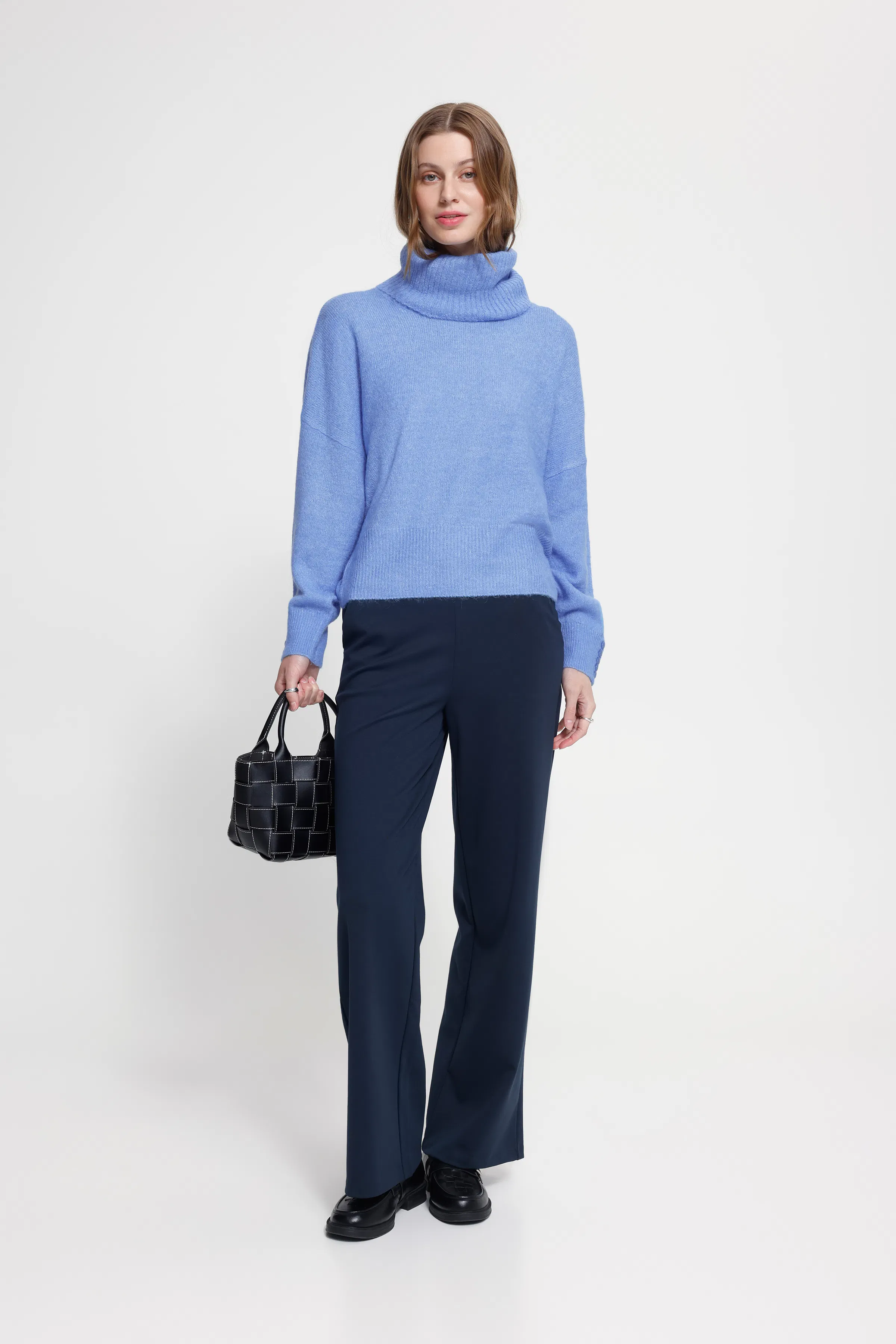 IHKAMARA Pullover LOOKBOOK FRONT 20121996-173936