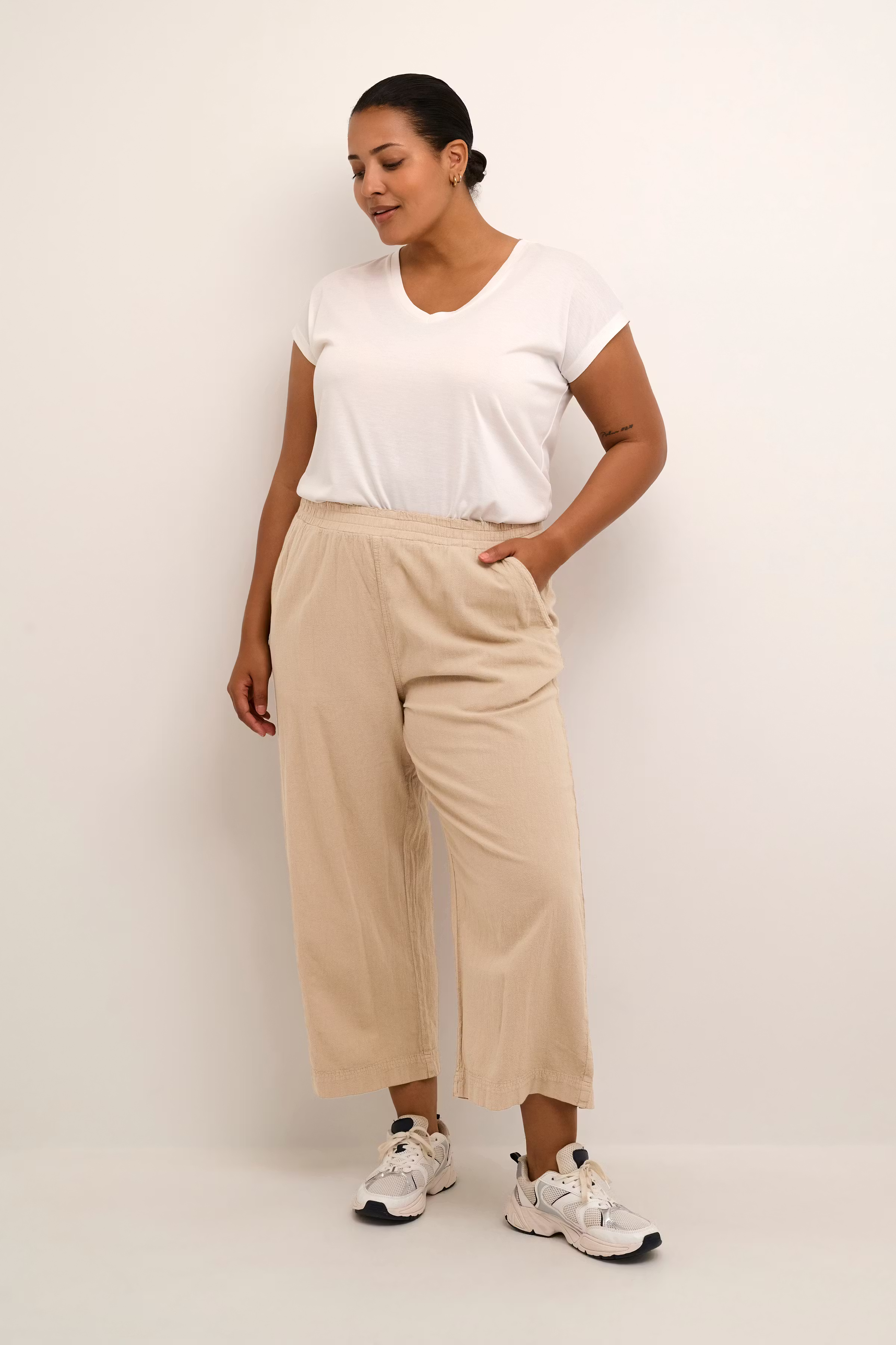 KCnana Culotte Trousers LOOKBOOK FRONT 10581488-101239