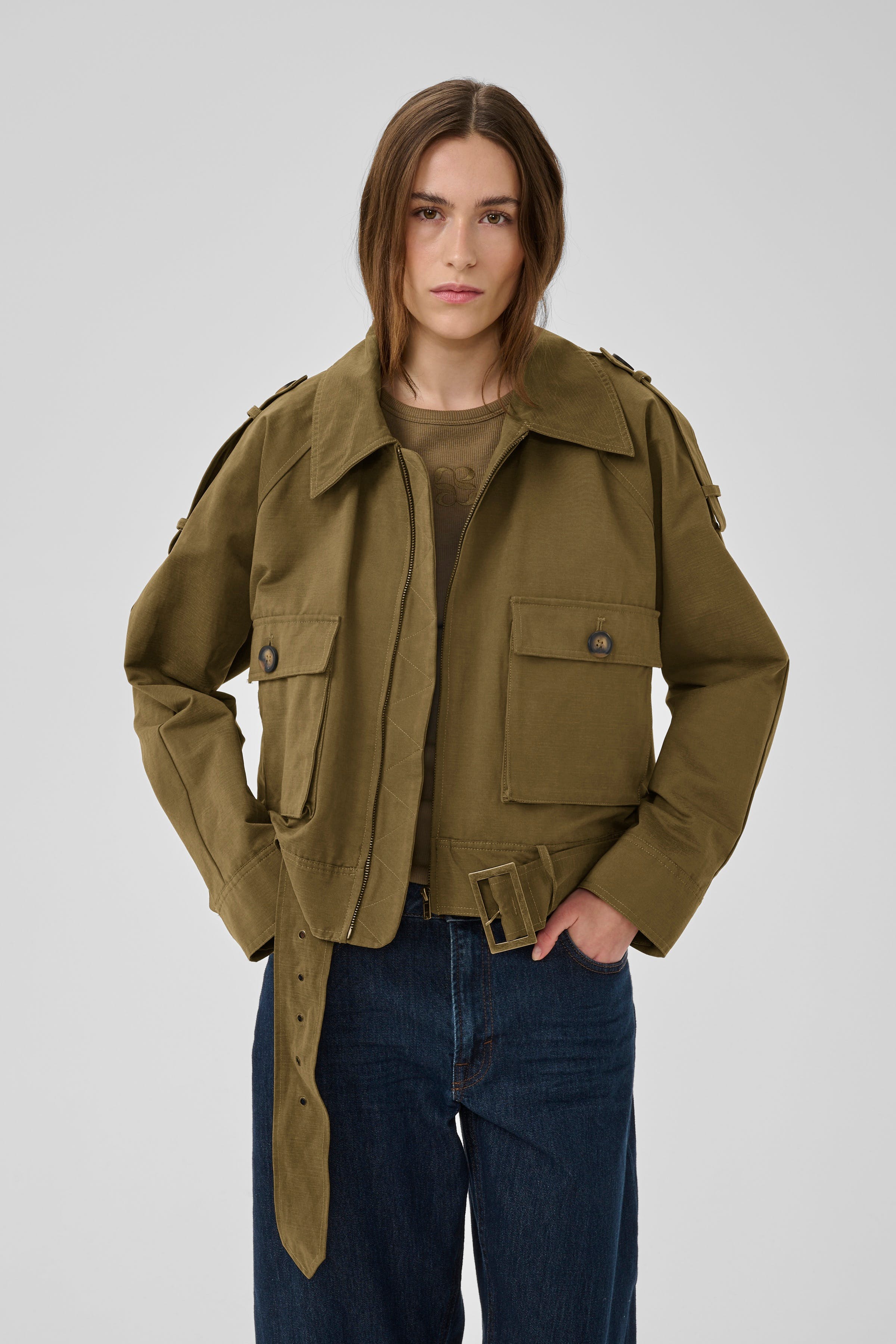 MWLyon Coat LOOKBOOK FRONT 10705418-180820