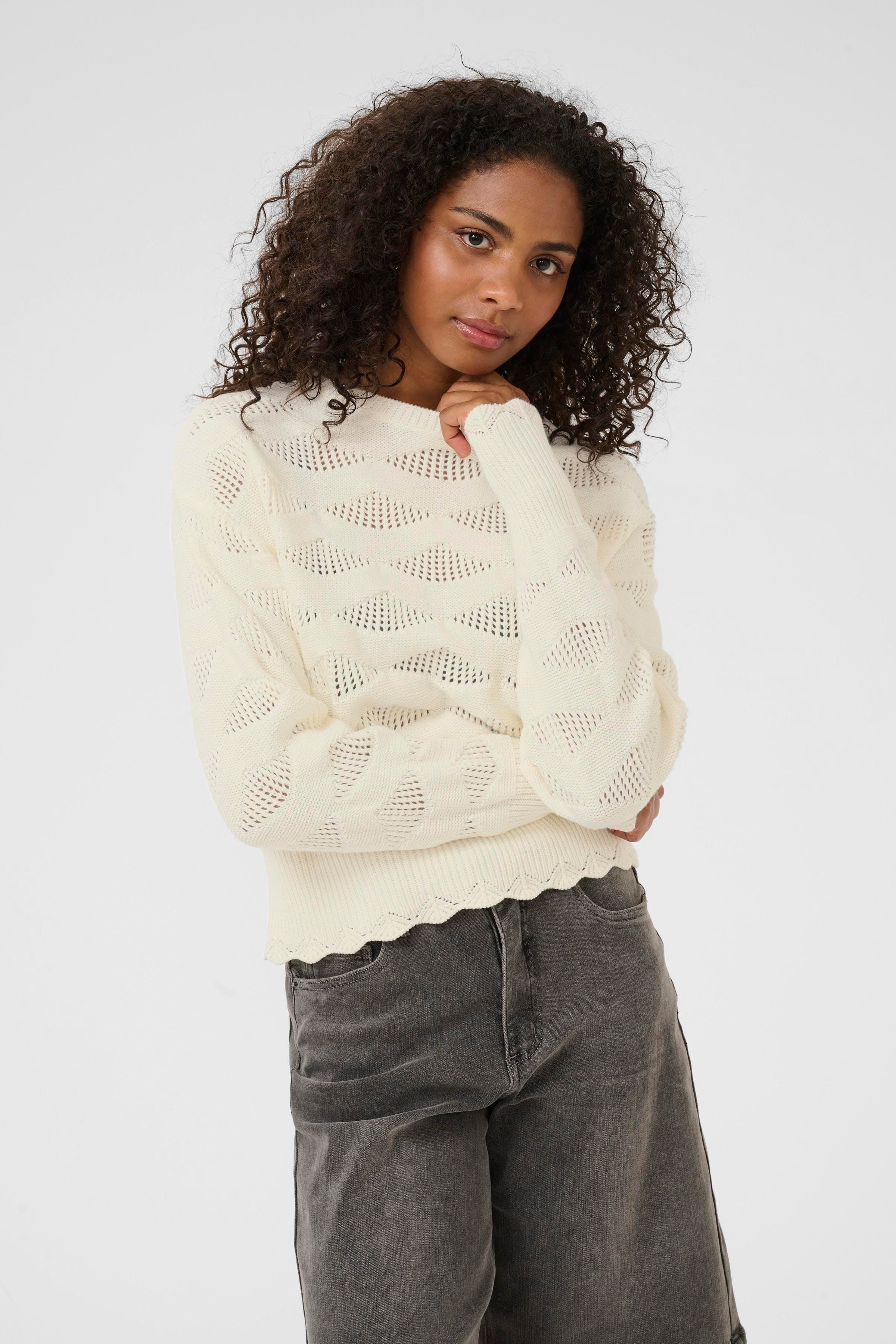 KAroxie Pullover LOOKBOOK FRONT 10510258-110602