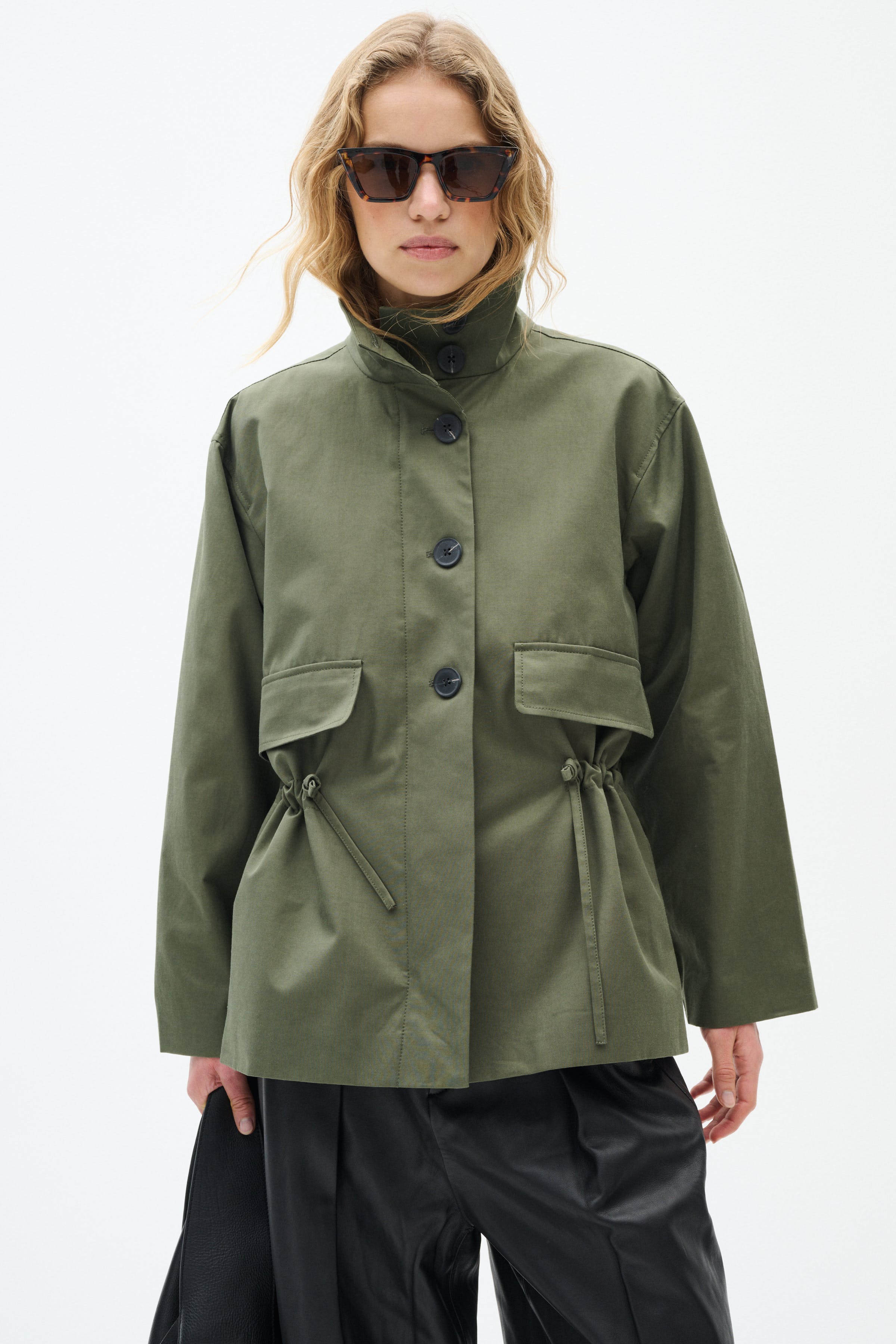 MazieIW Kåpe LOOKBOOK FRONT 30109943-190312