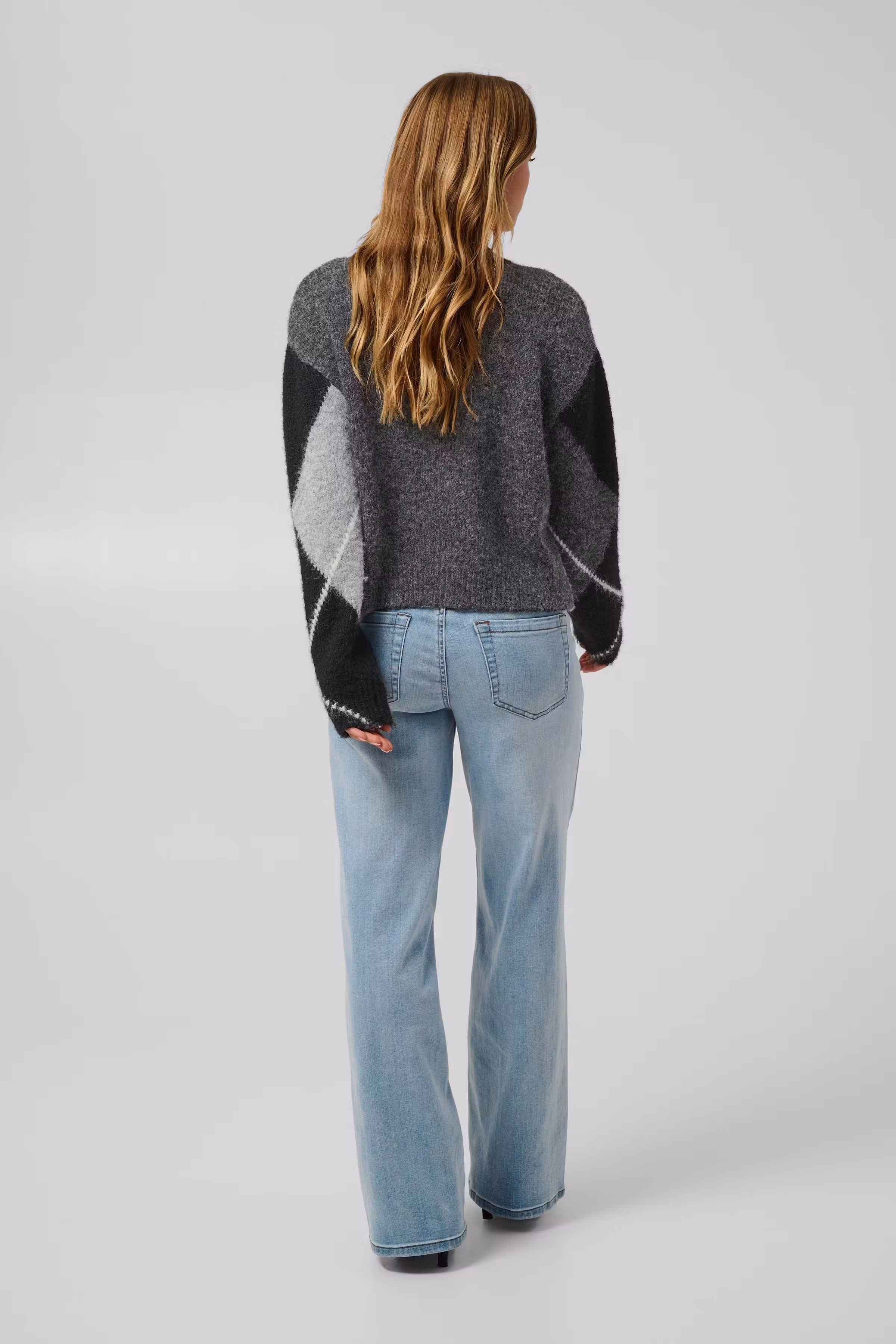KAgrith Pullover LOOKBOOK BACK 10512015-109725