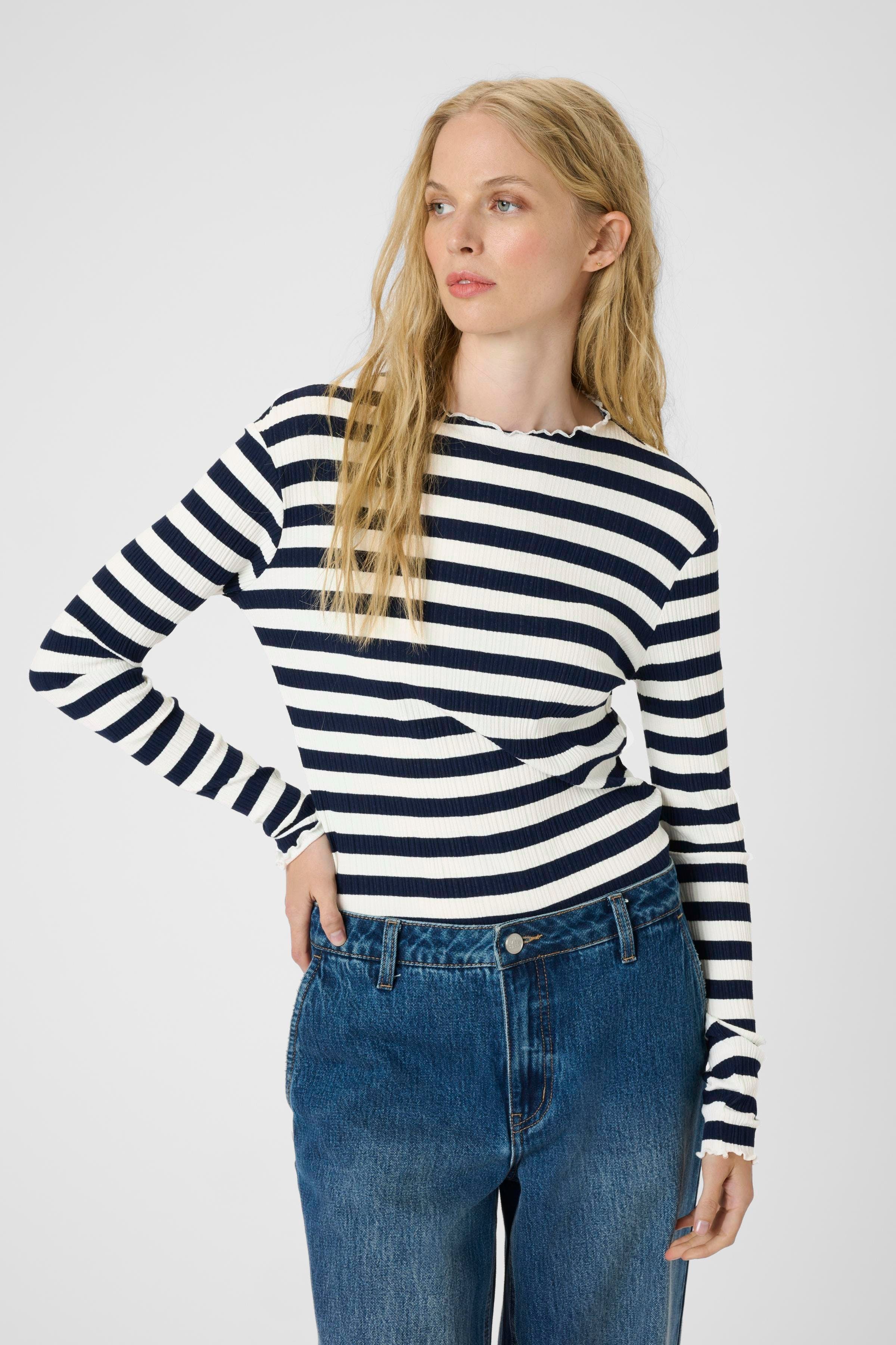 CandaceKB Blouse LOOKBOOK FRONT 10104638-101946