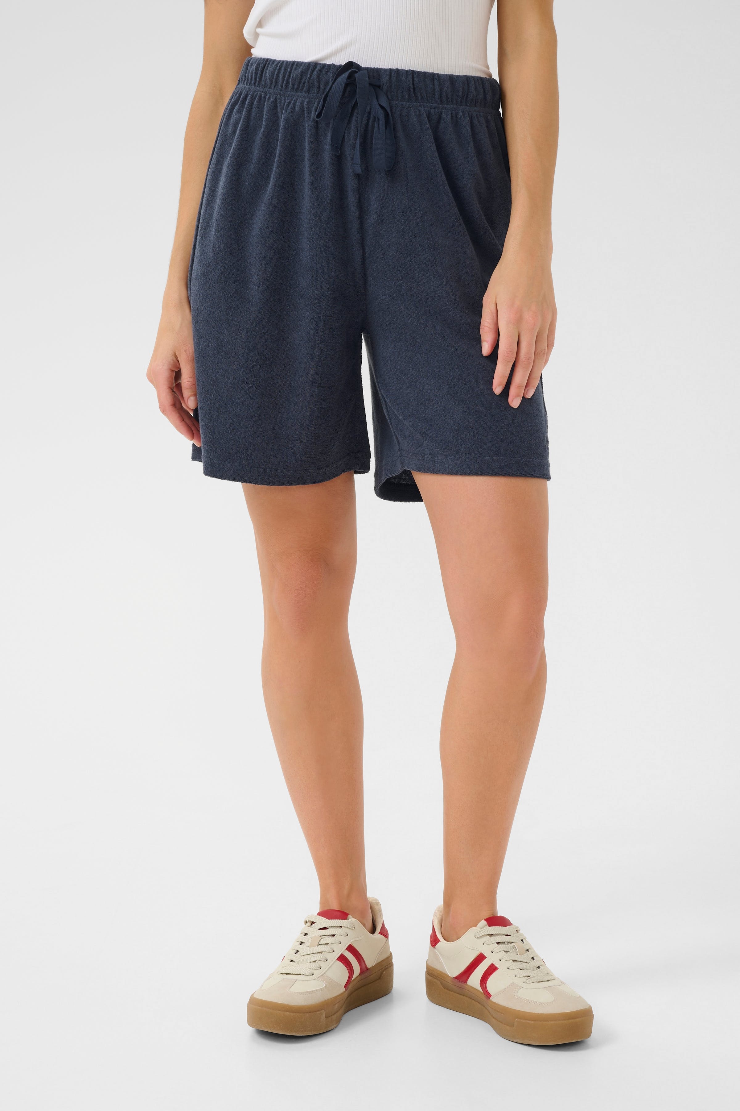CRFria Shorts LOOKBOOK FRONT 10613704-193923