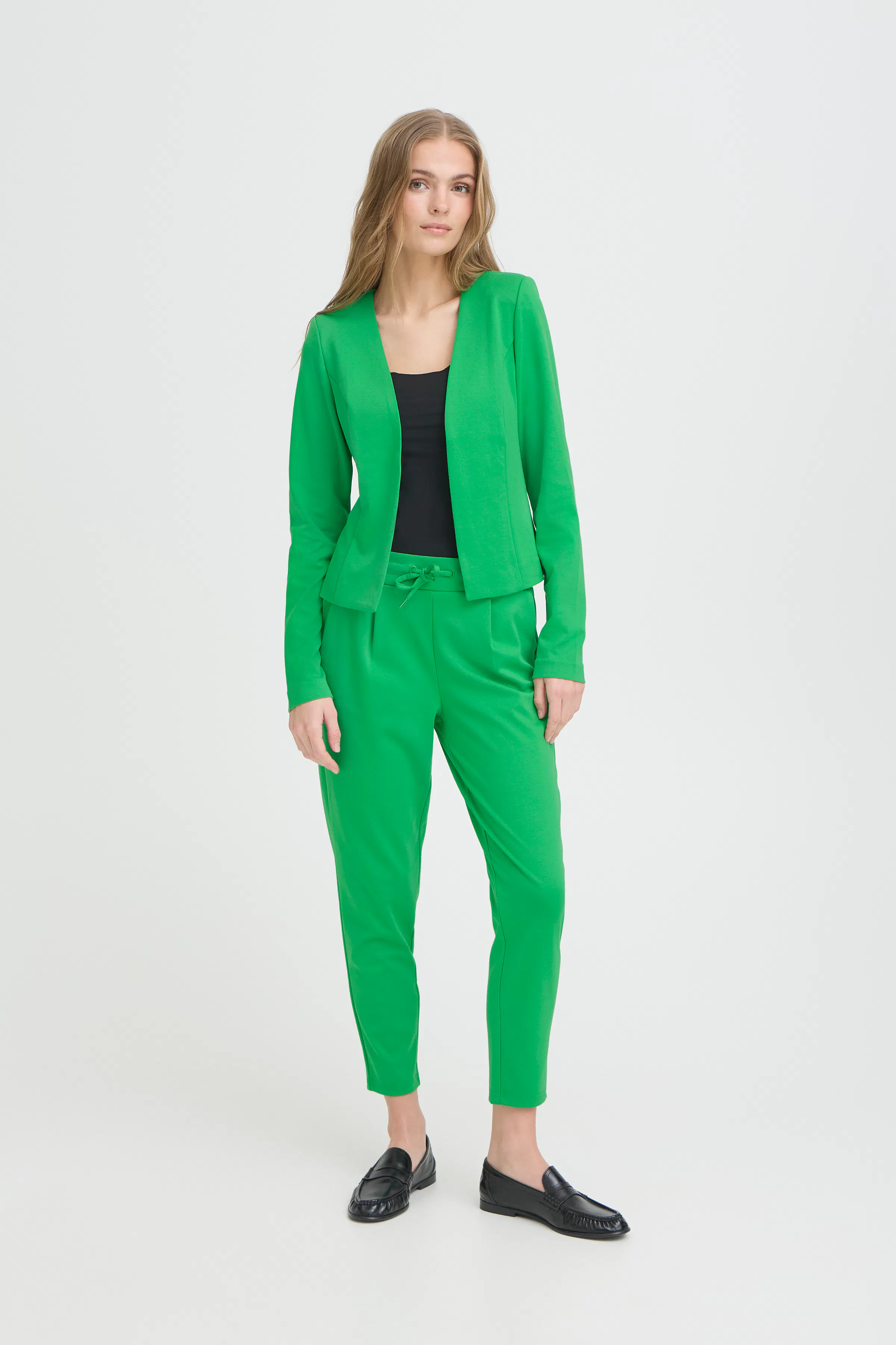 IHKATE Short Blazer LOOKBOOK FRONT 20112547-166138