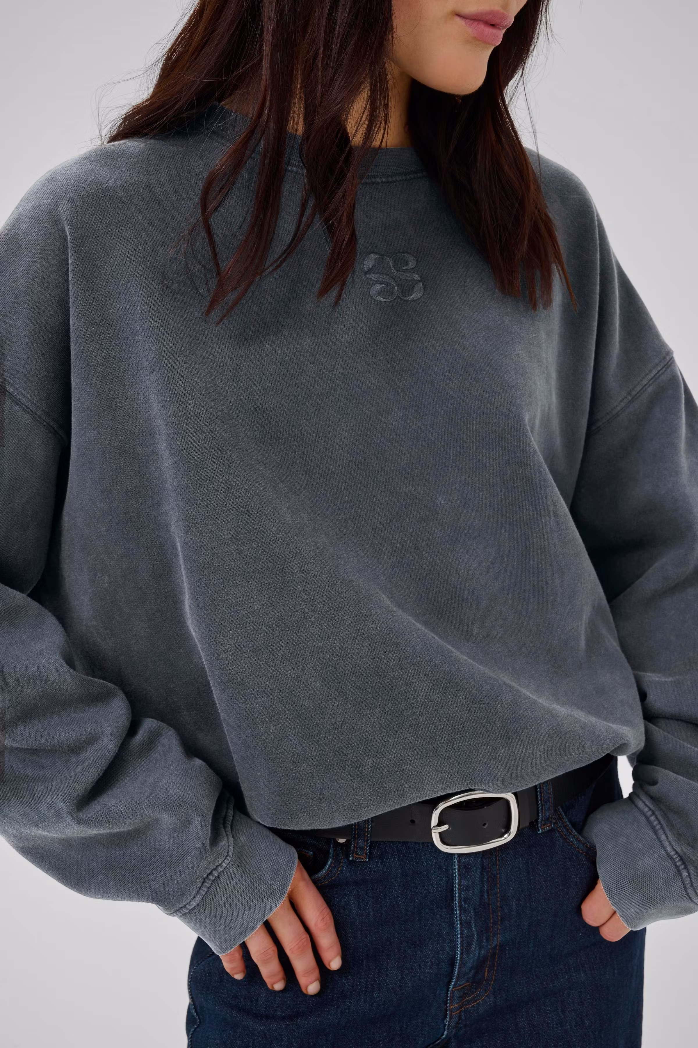 DiegoMW Sweatshirt LOOKBOOK DETAIL 10704891-100089