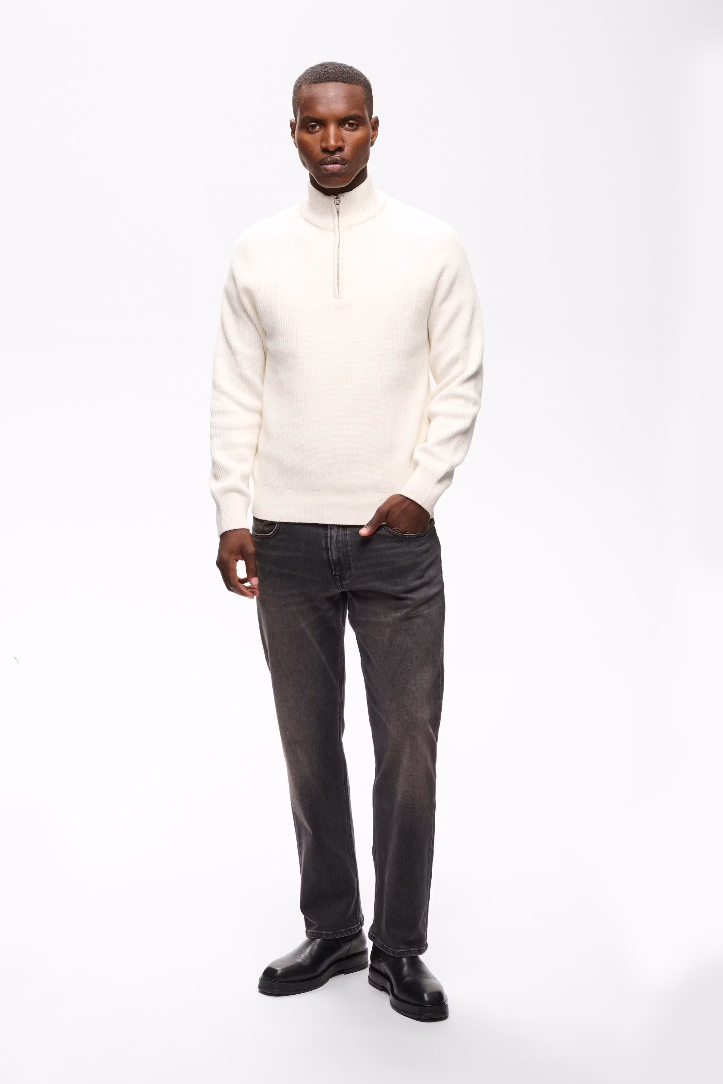 MAhellson Pullover LOOKBOOK FRONT 30209400-110104