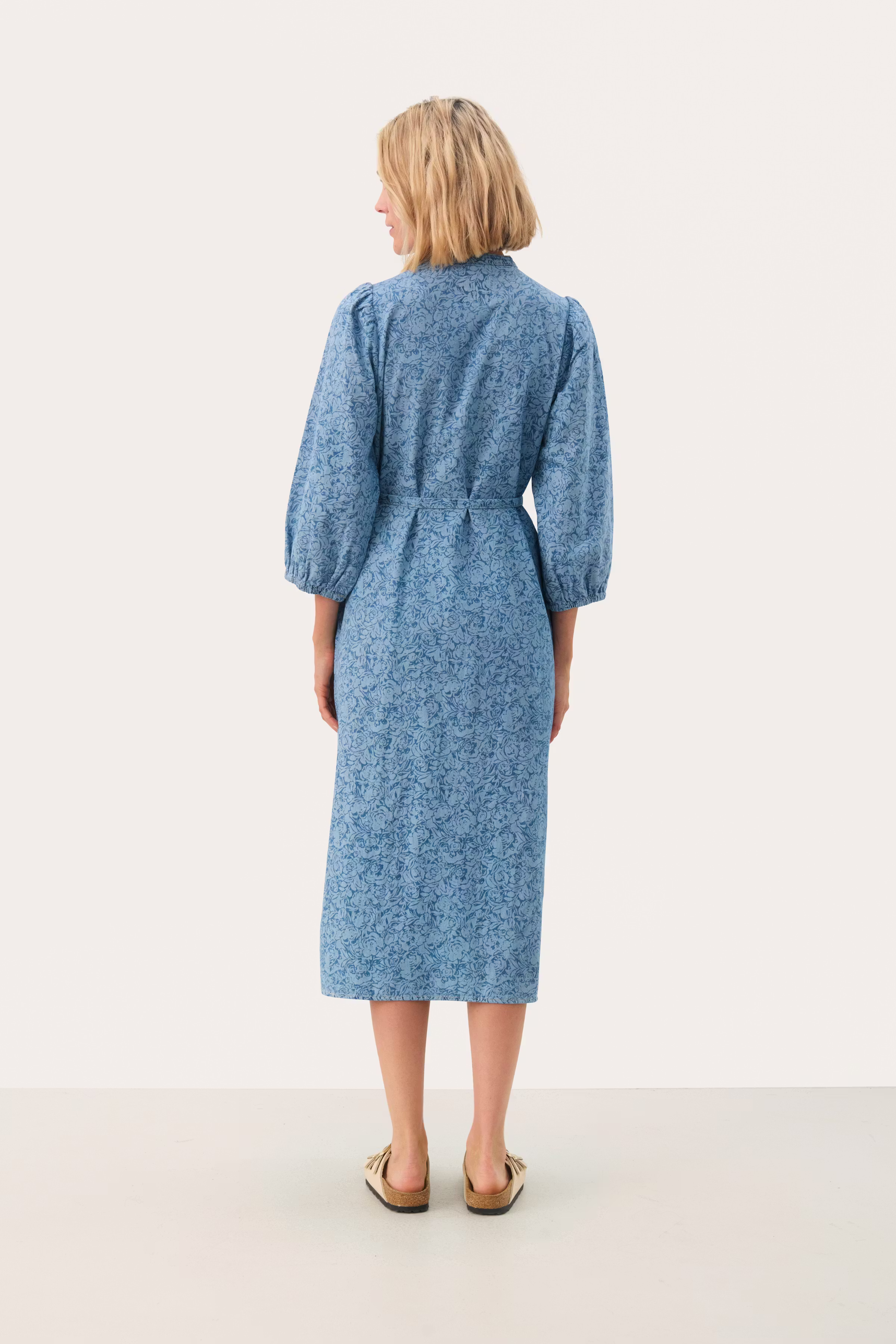 NadijaPW Denim Dress LOOKBOOK BACK 30309335-303611