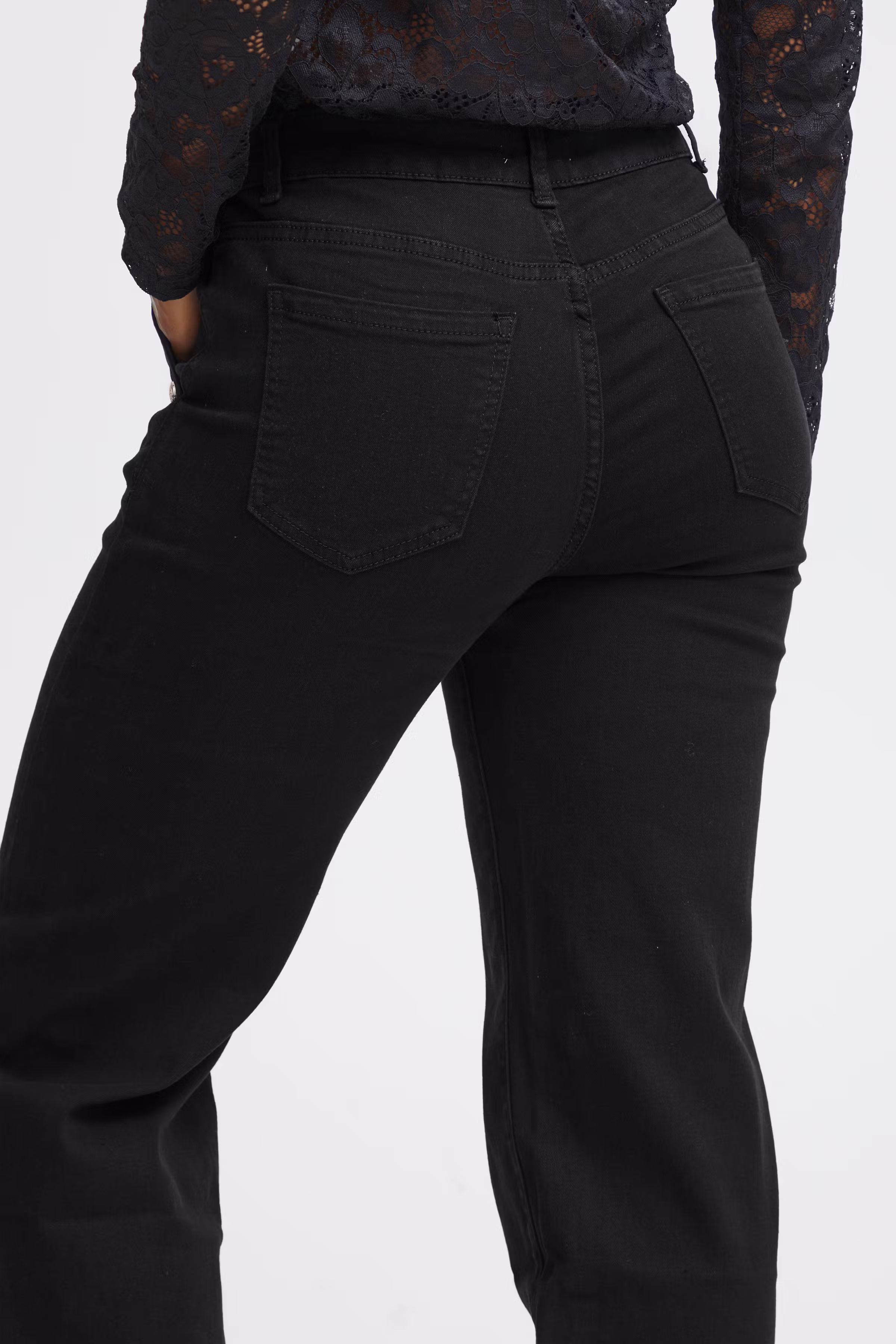 SBYALINA Byxor LOOKBOOK DETAIL 22100409-202821