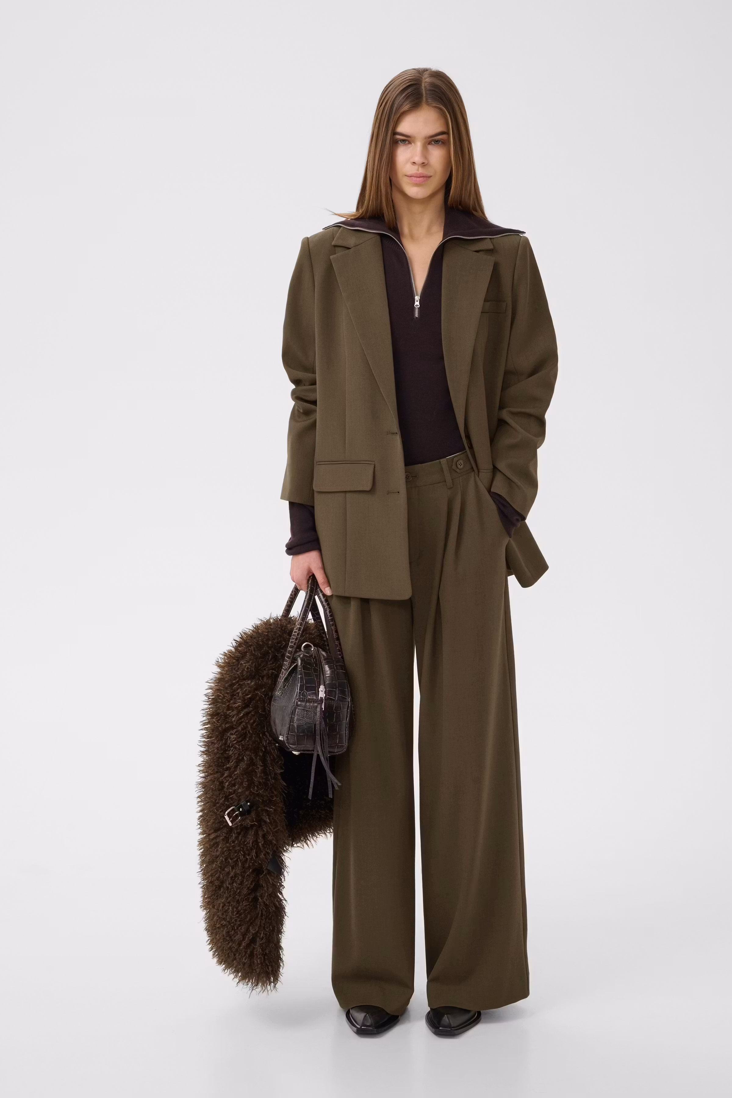 GZstacy Blazer LOOKBOOK FRONT 10911119-1908141