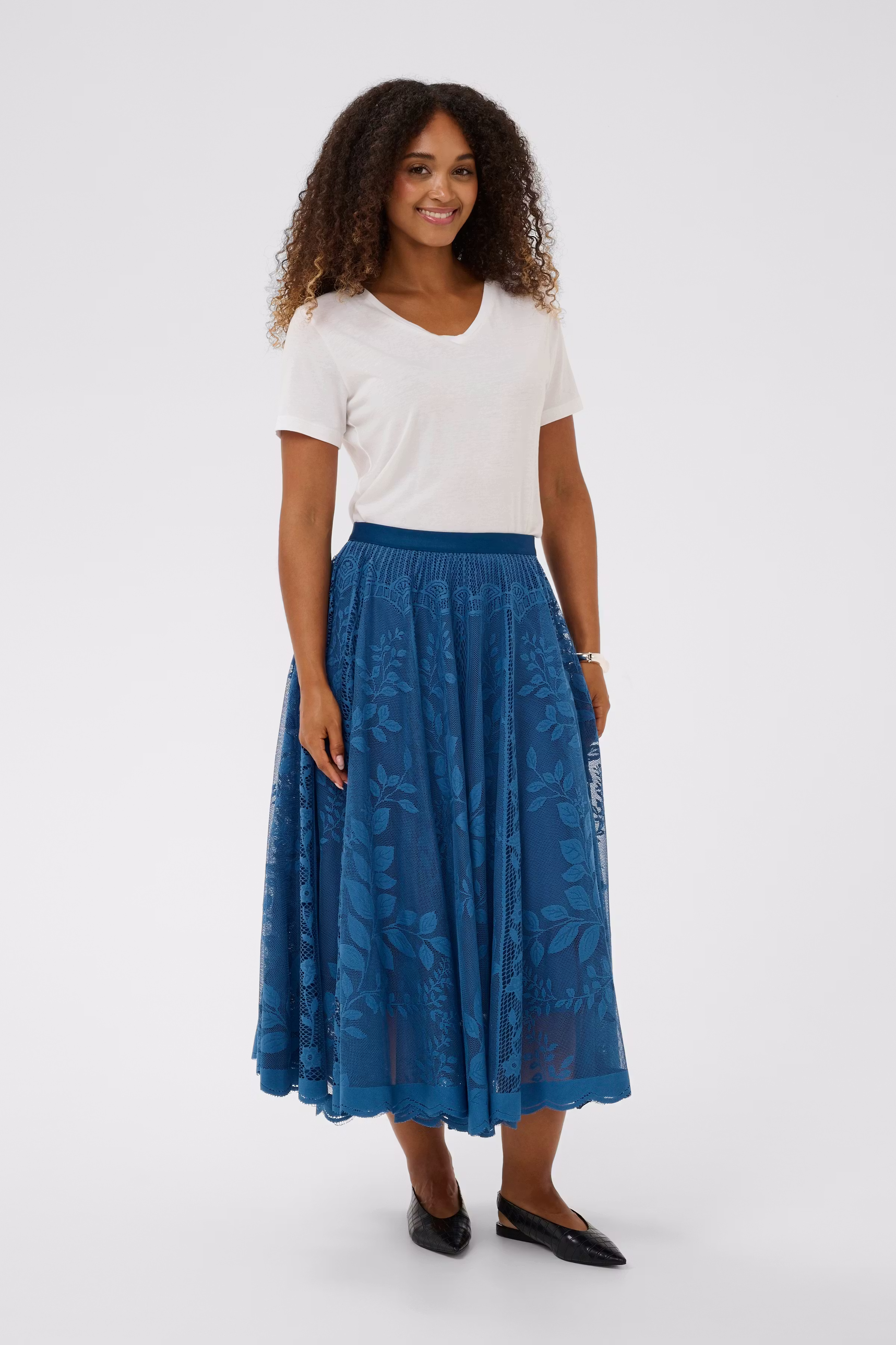 CRLuanna Skirt LOOKBOOK FRONT 10613856-194118
