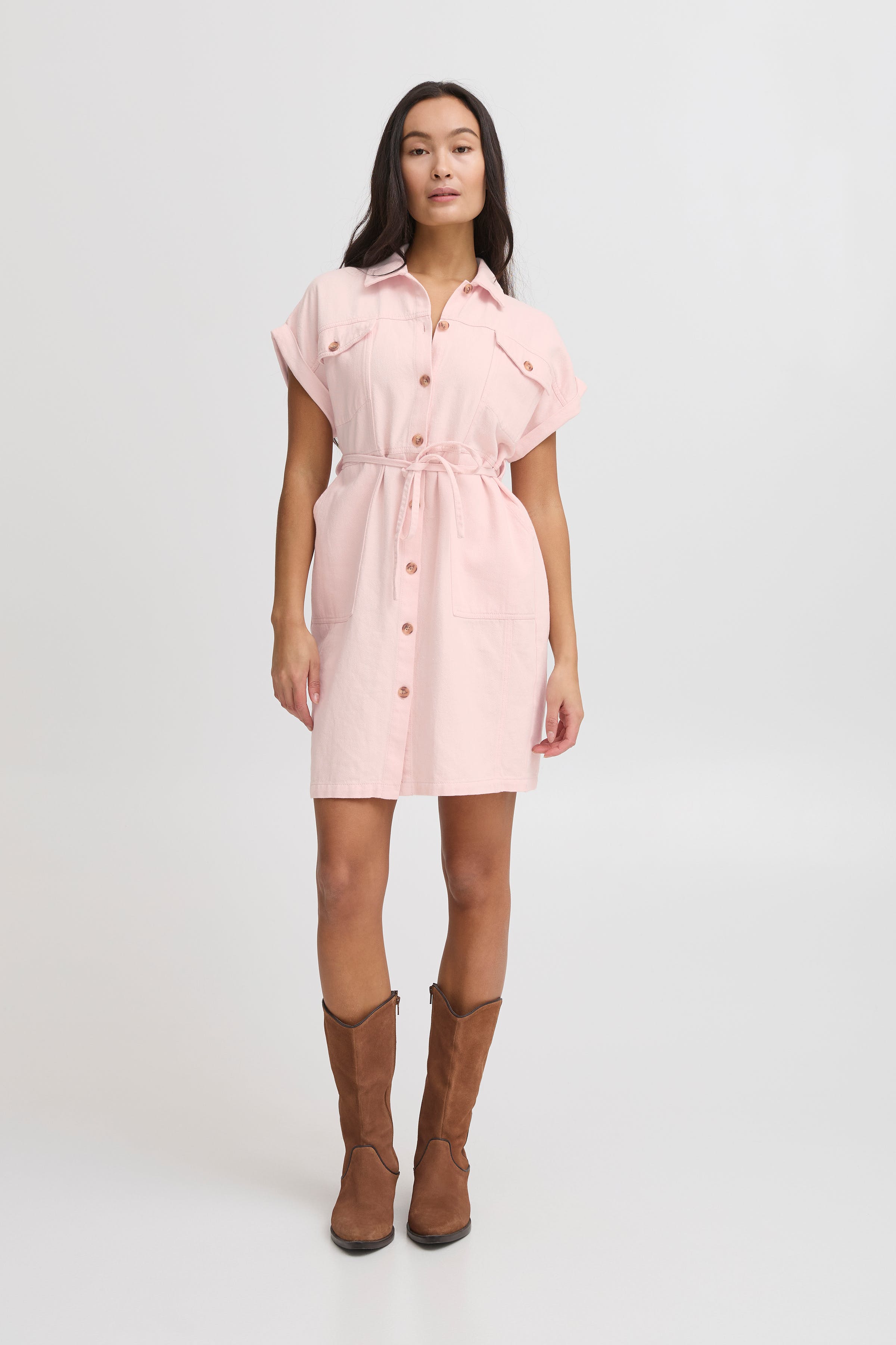 IRKUNIS Kjole LOOKBOOK FRONT 20122719-132808