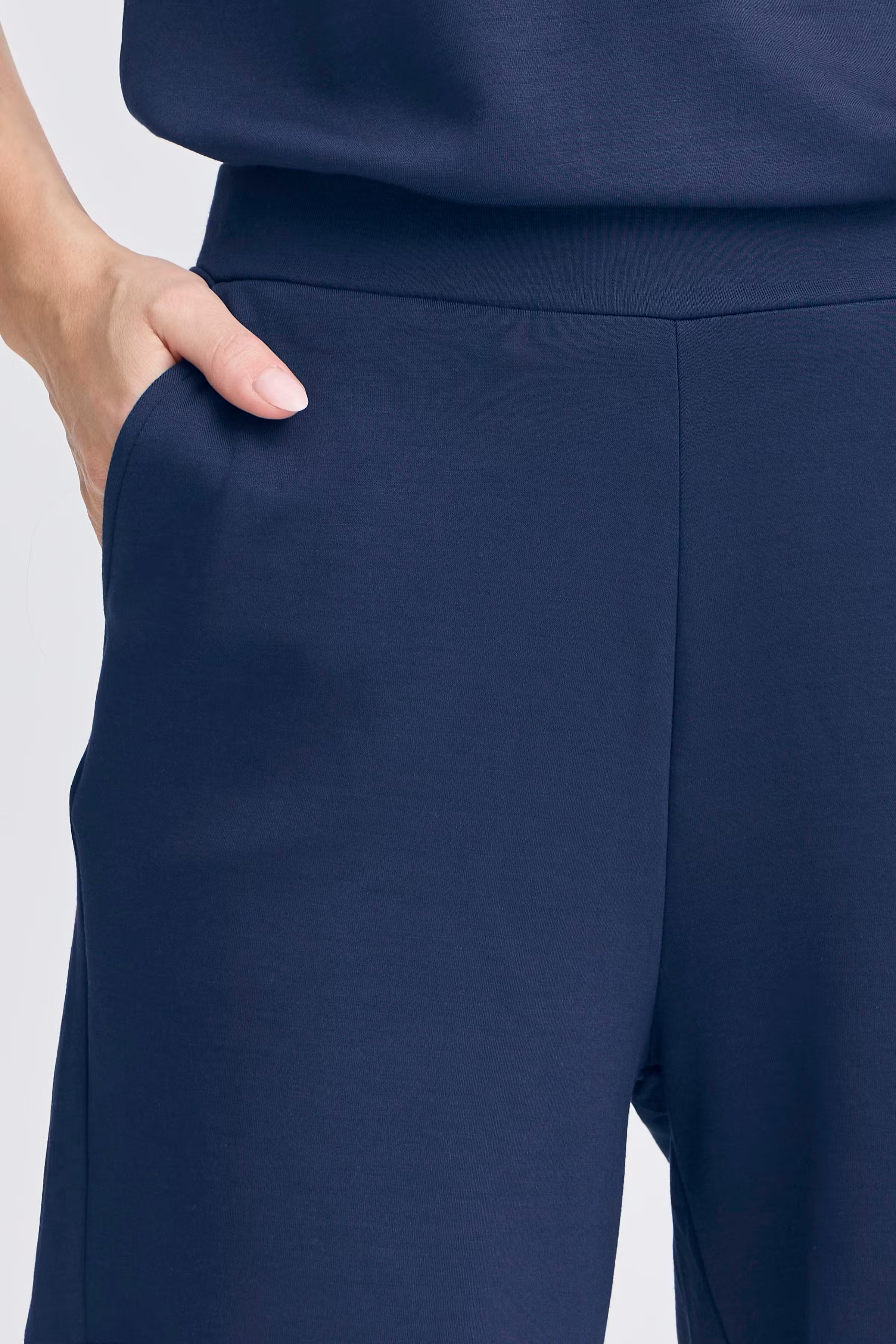 FRAURORA Shorts LOOKBOOK DETAIL 20615721-193923