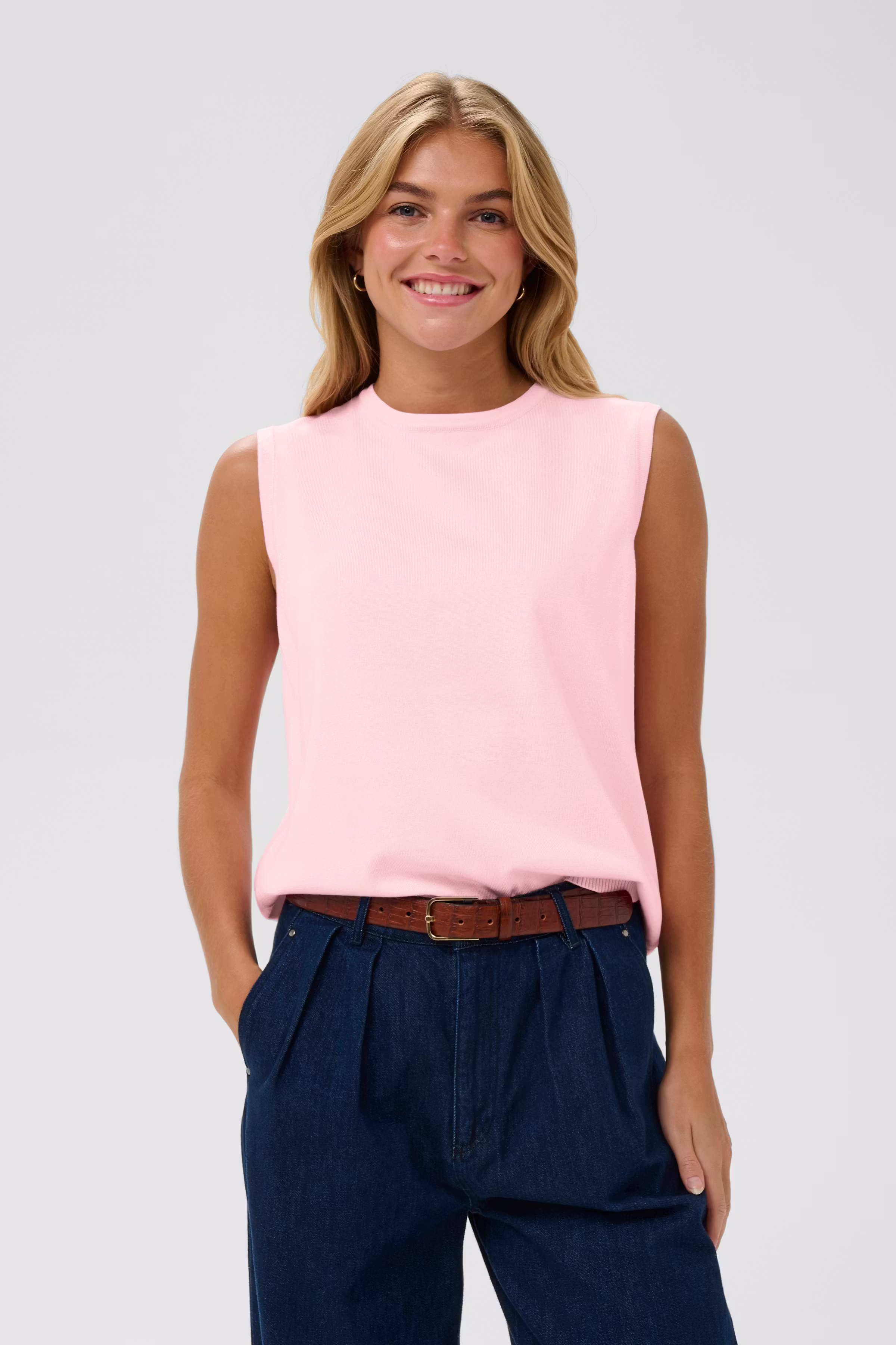 MilaSZ Vest LOOKBOOK FRONT 30511506-132801