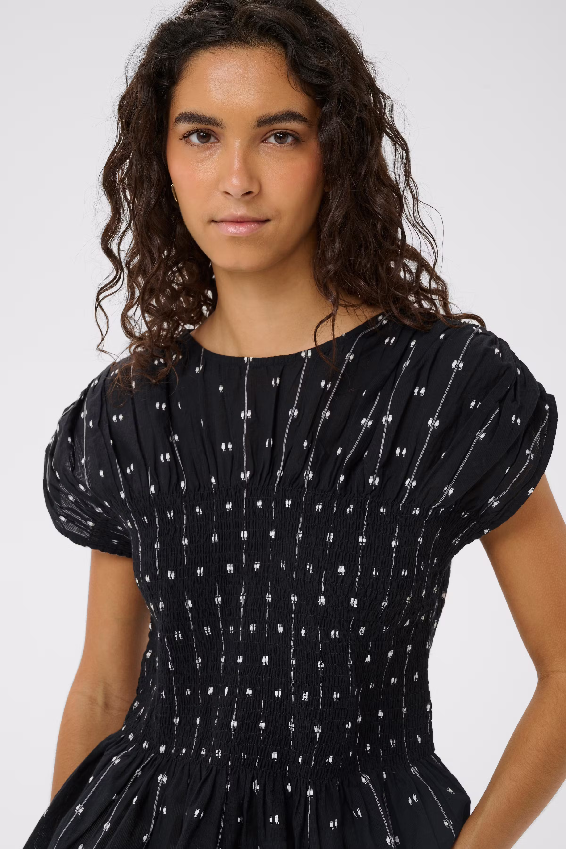 SLAmelie Blouse LOOKBOOK DETAIL 30408978-304867