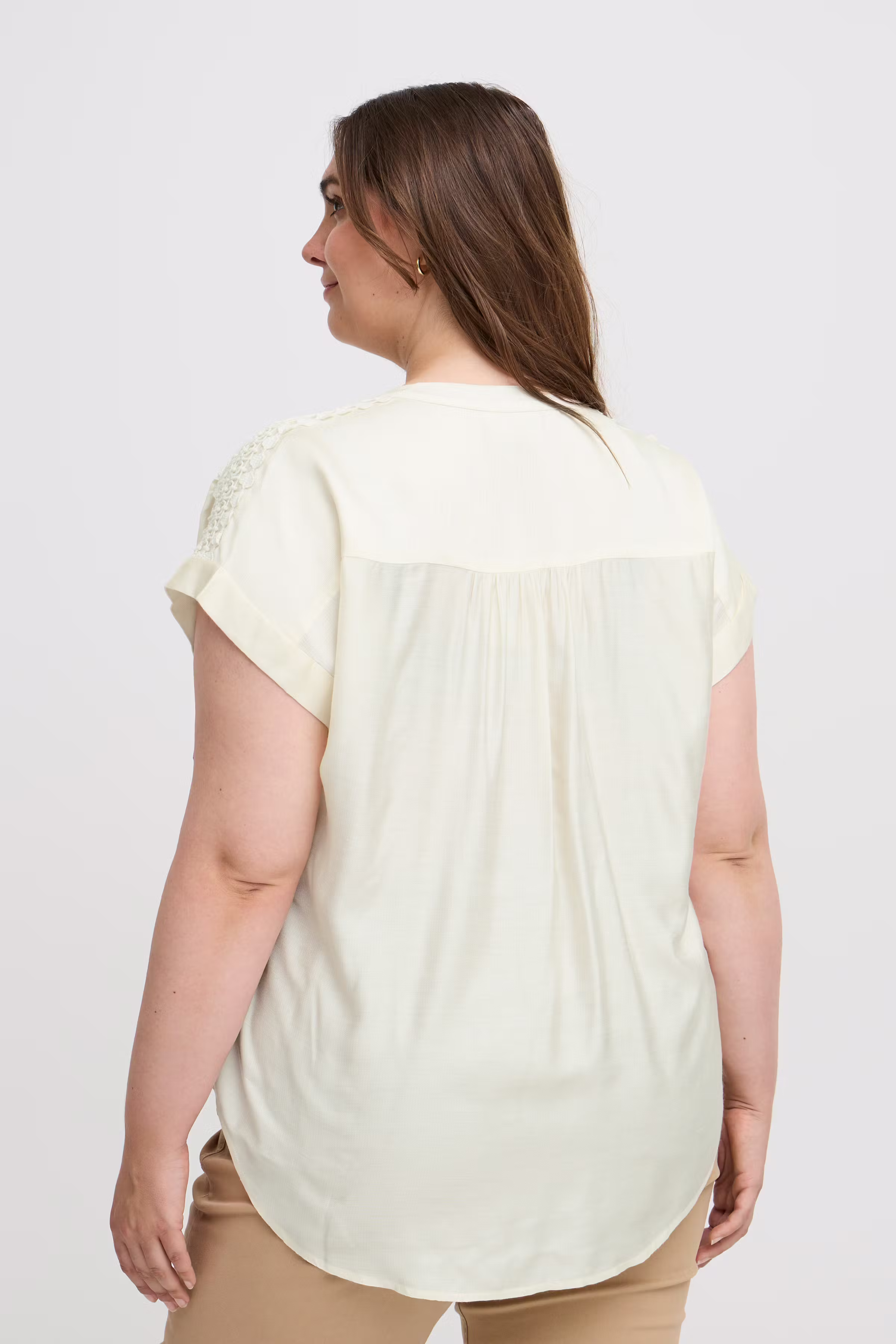 Kortærmet skjorte LOOKBOOK BACK 20613717-120602