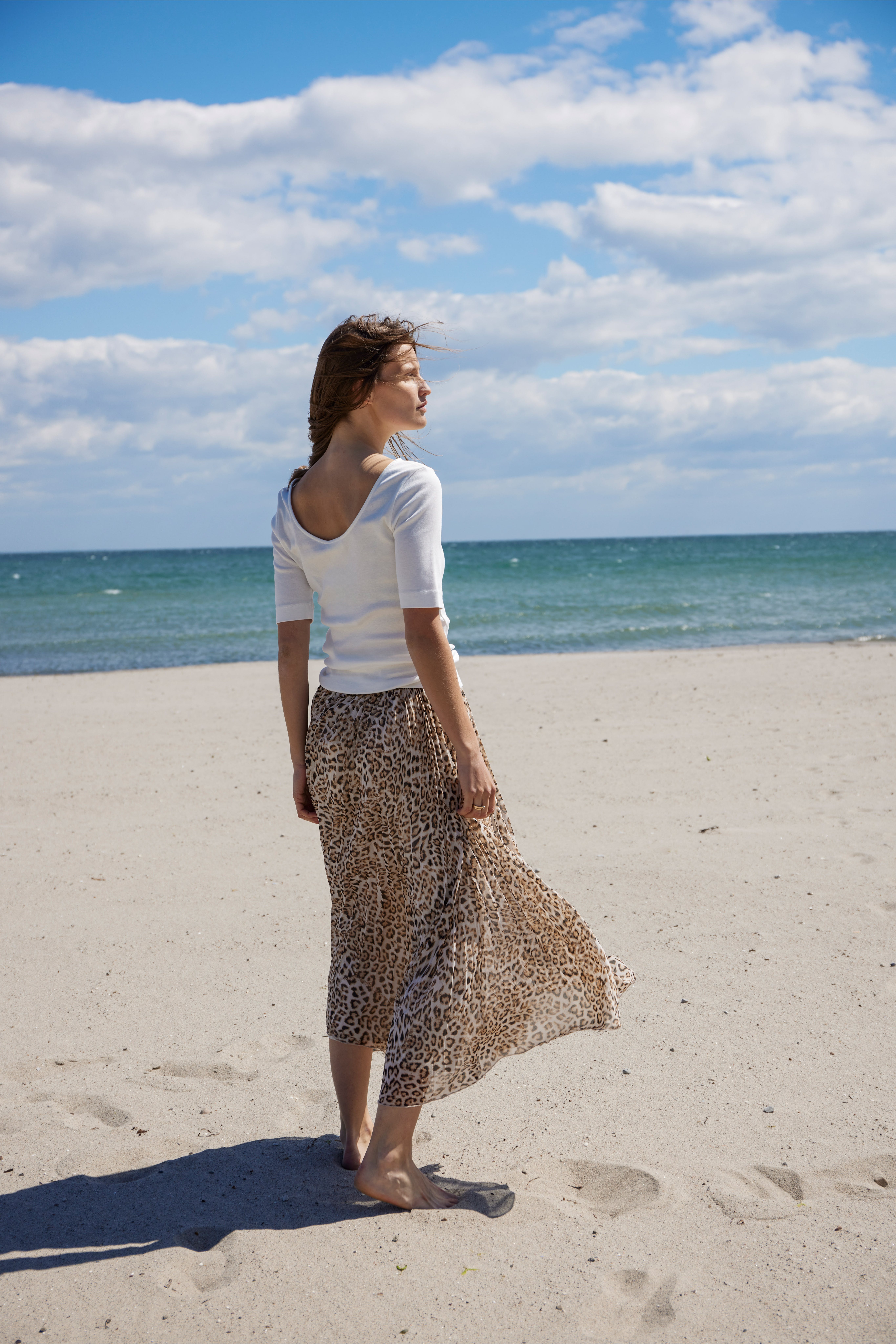 SLAnaya Skirt LOCATION NONE 30408451-303941