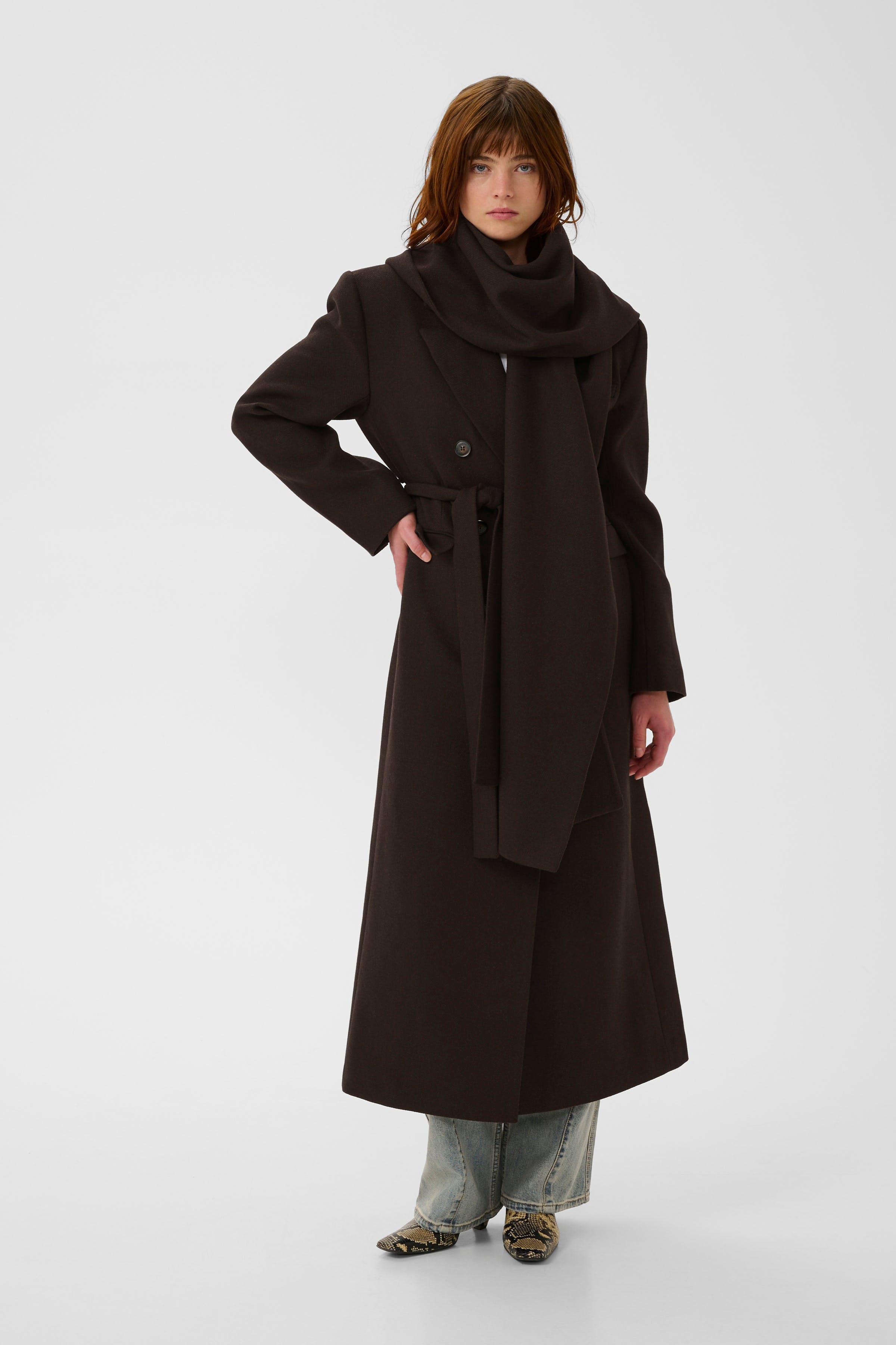 GZvenja Lange jas LOOKBOOK FRONT 10911300-191018